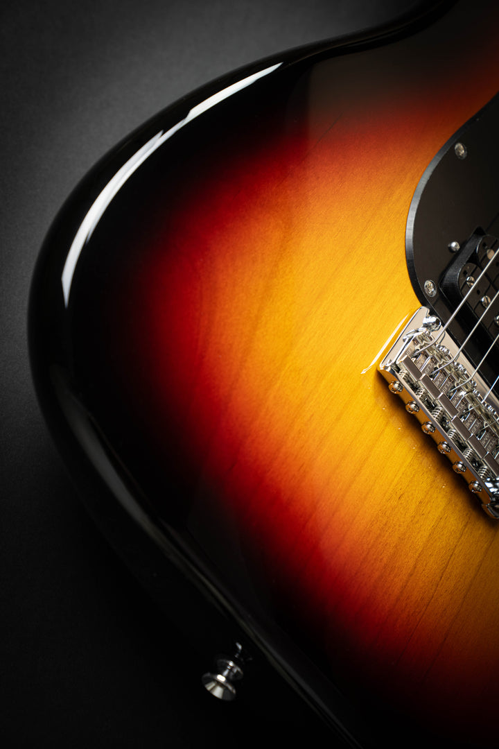 Studio Elite HD 3 Tone Sunburst (J26042)