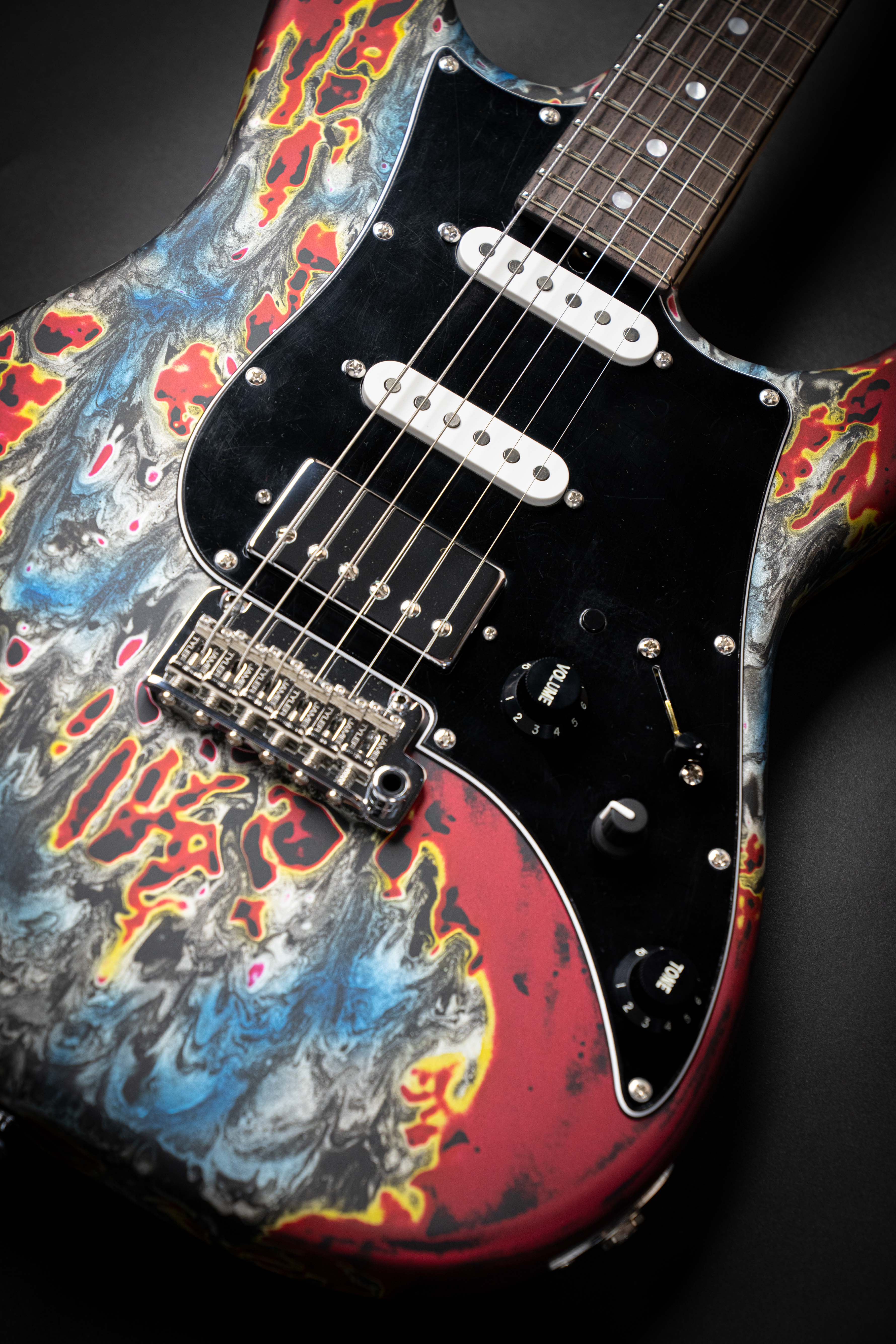 James Tyler Japan Studio Elite HD Burning Water (J25036) – Guitars