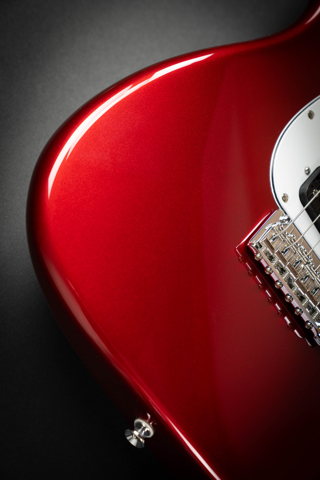 Studio Elite HD Candy Apple Red (J26056)