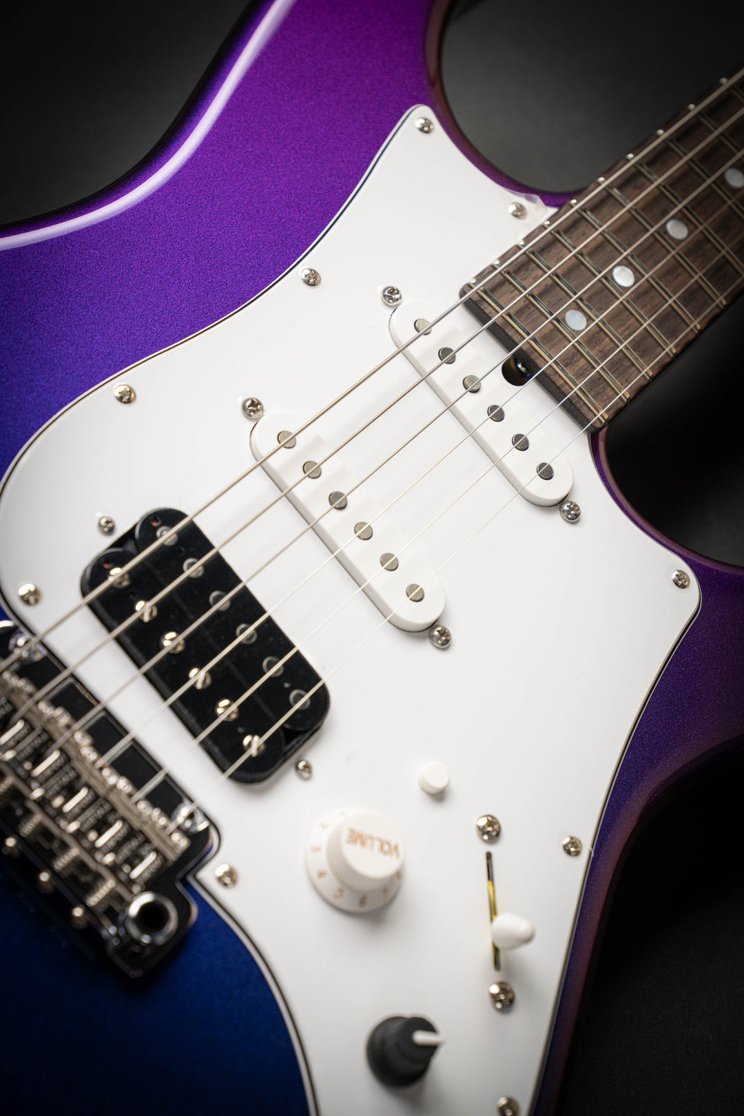 Studio Elite HD Color Shifting (J25026)