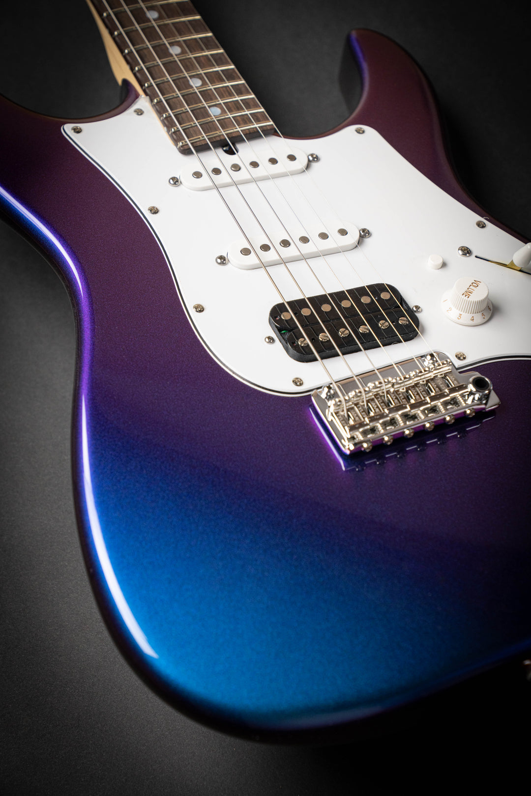 Studio Elite HD Color Shifting (J25026)