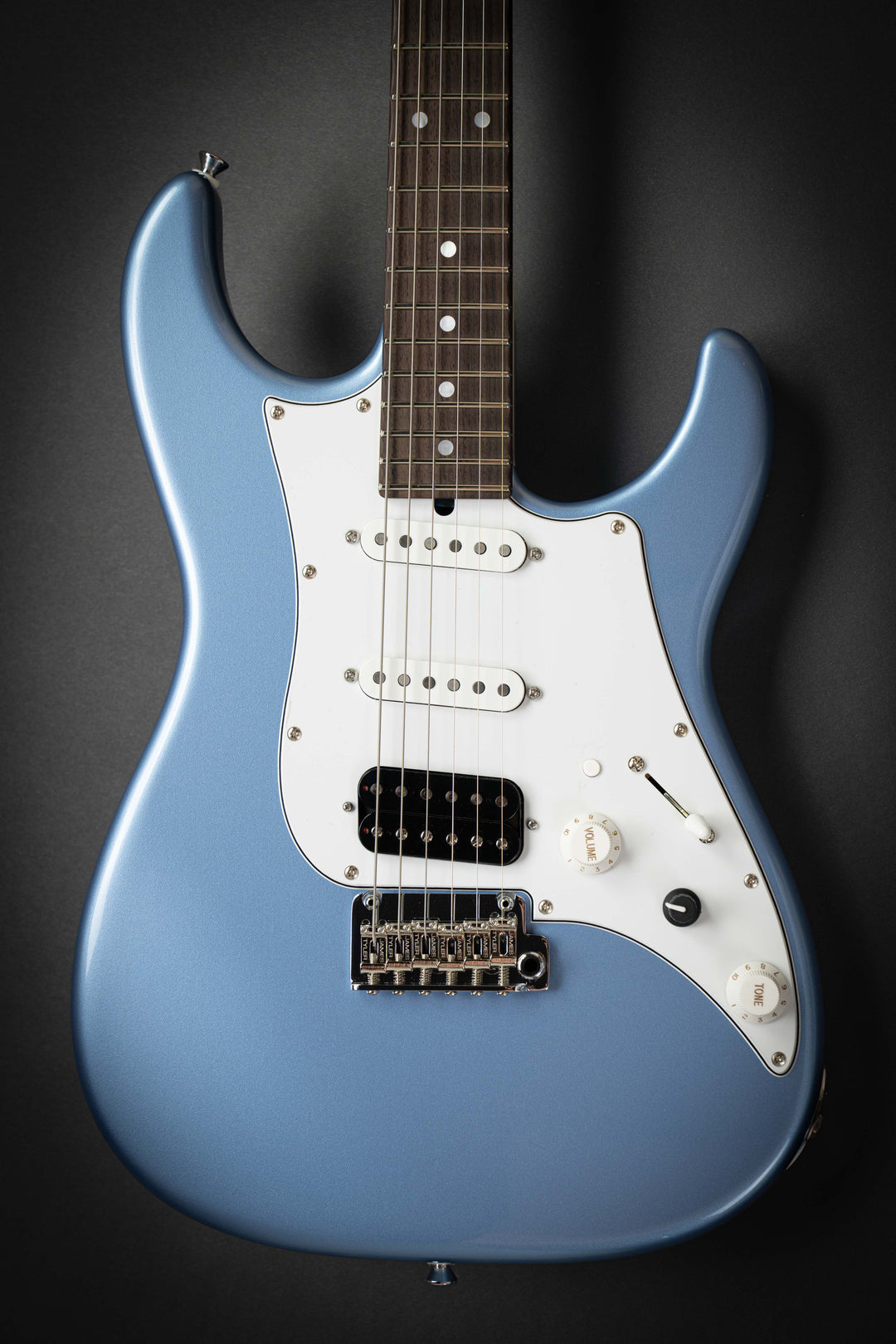 Studio Elite HD Ice Blue Metallic (J26057)