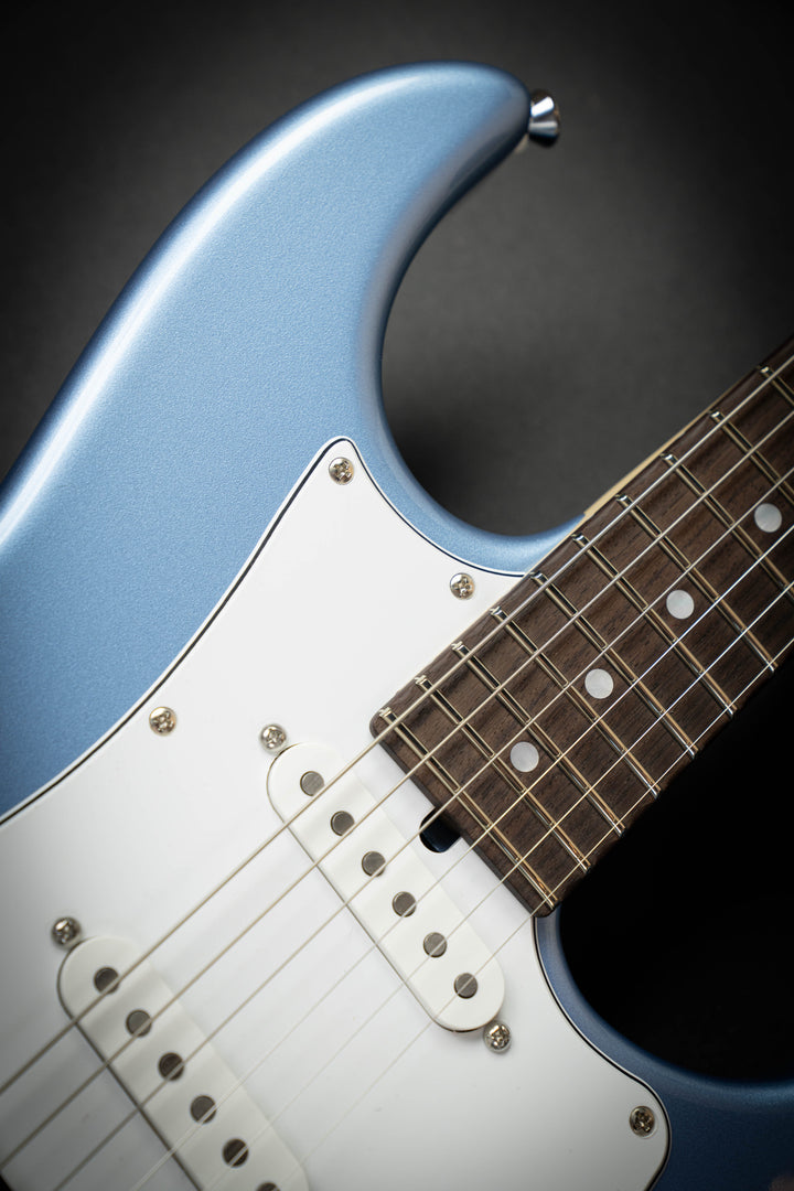 Studio Elite HD Ice Blue Metallic (J26057)
