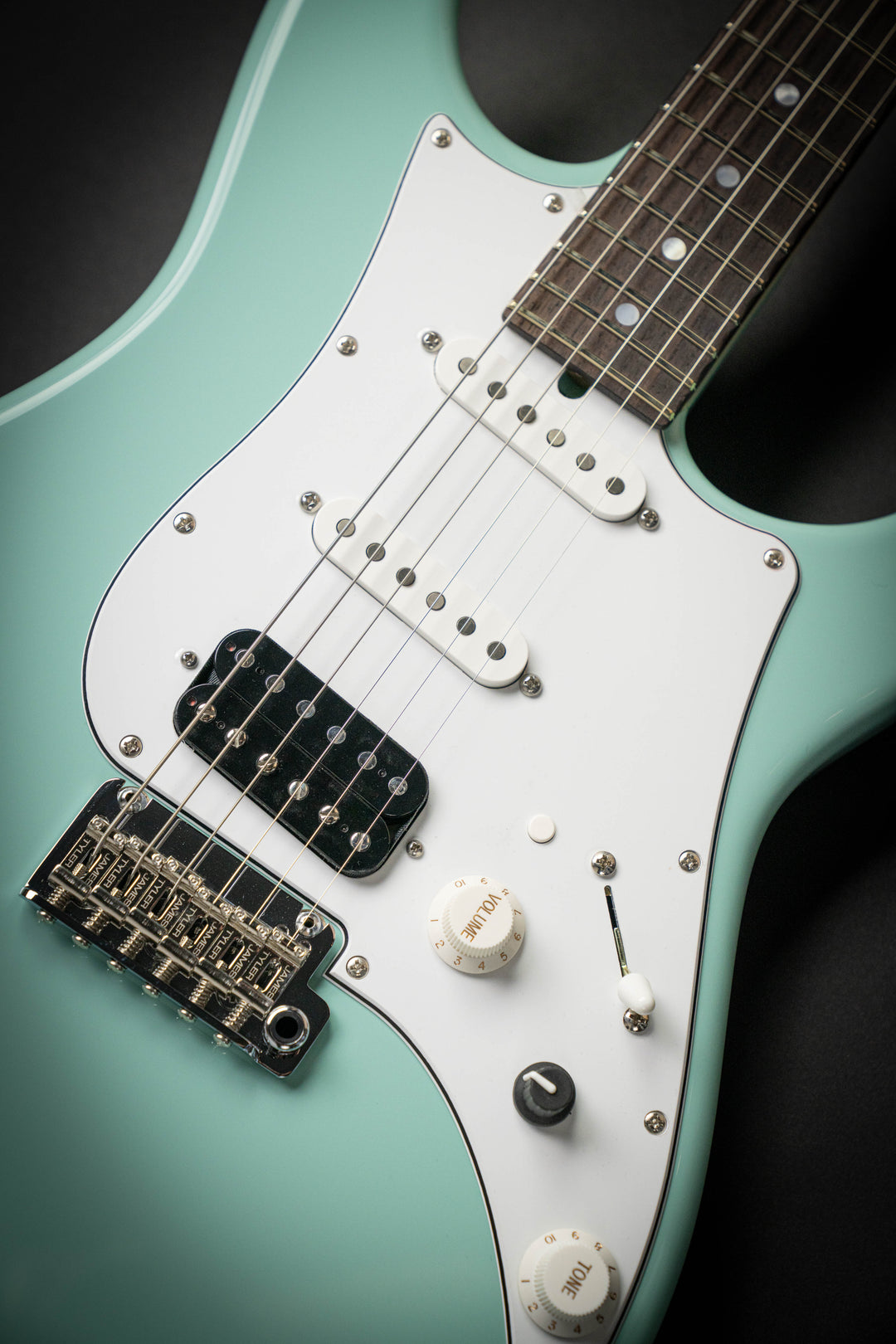 Studio Elite HD Sonic Blue (J25100)