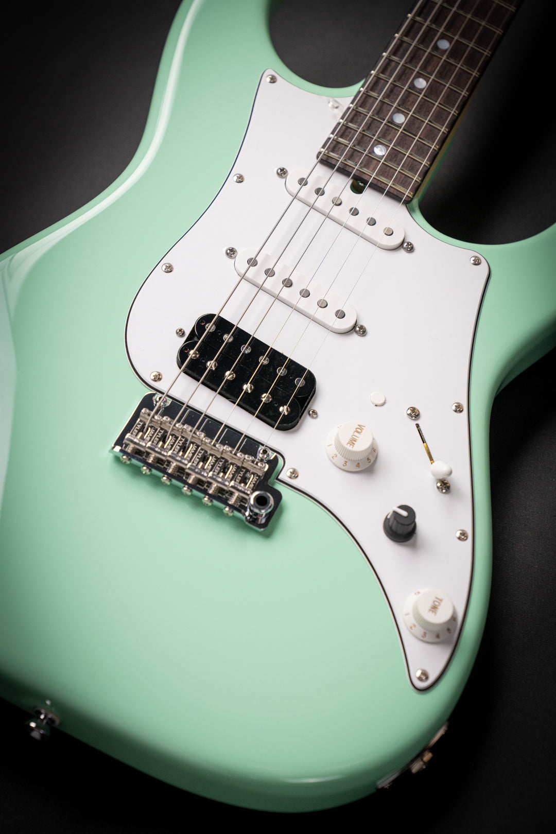 Studio Elite HD Surf Green (J25075)