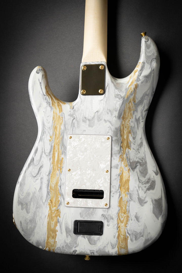 Studio Elite HD White Shmear (J25111)