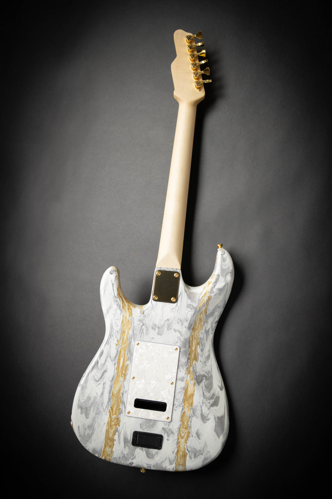 Studio Elite HD White Shmear (J25111)