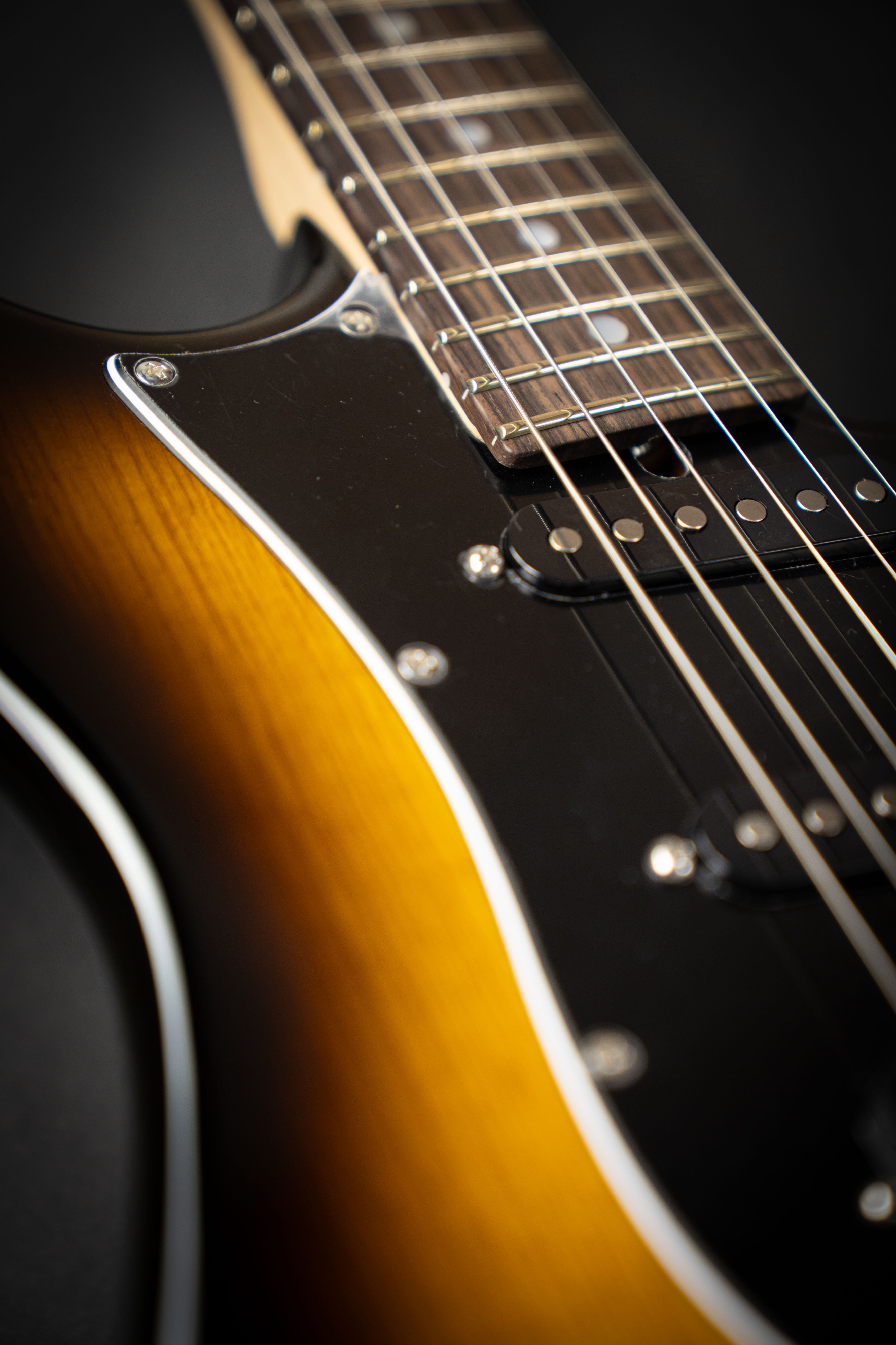 James Tyler Japan Studio Elite HD 2 Tone Sunburst (J24114