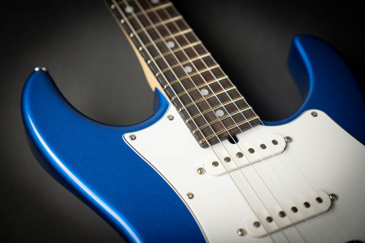 Studio Elite HD Lake Placid Blue (J24120)