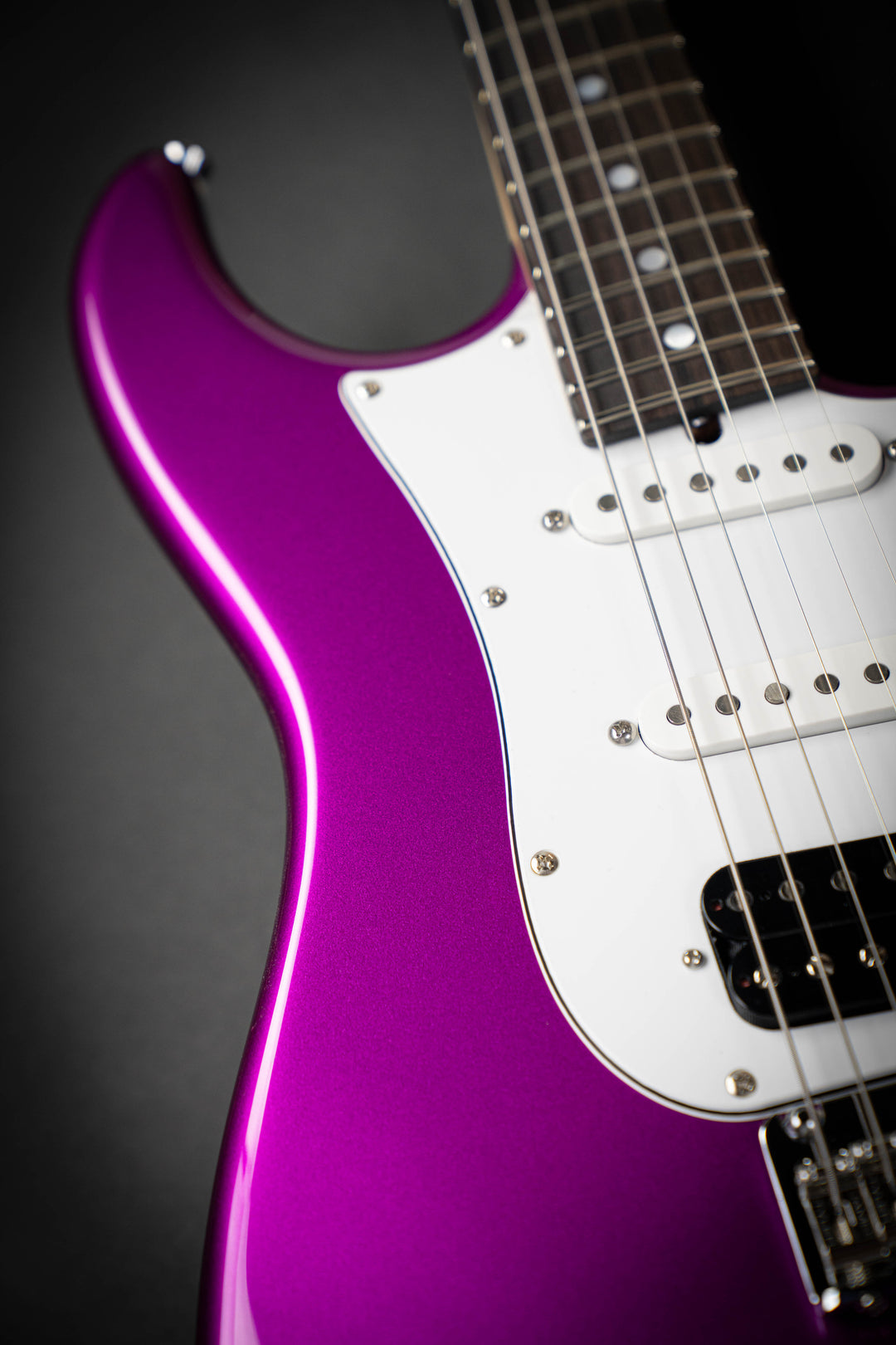 Studio Elite HD Metallic Purple (J25201)