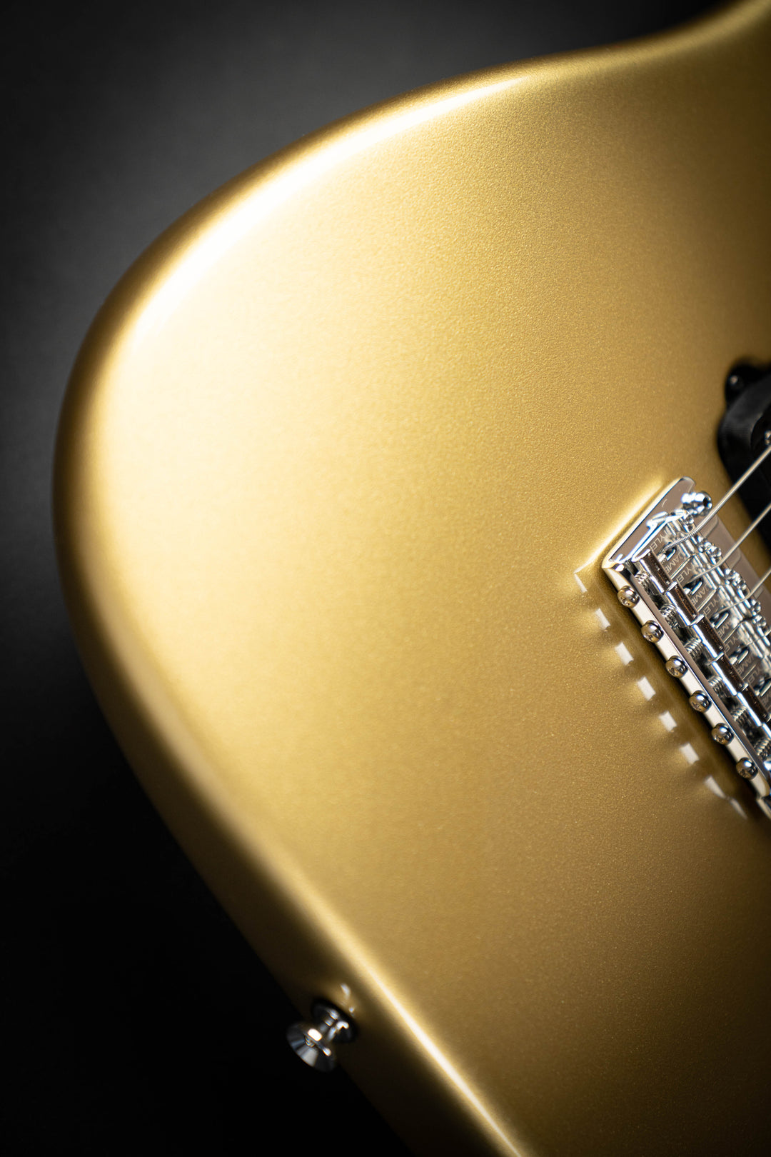 Studio Elite HD RR Shoreline Gold (J25173)