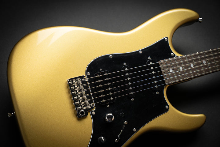 Studio Elite HD Gold Shoreline Gold (J24052)