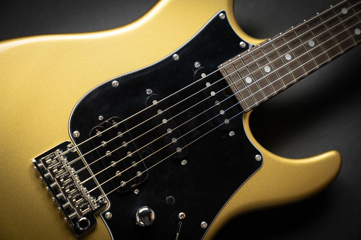 Studio Elite HD Gold Shoreline Gold (J24052)