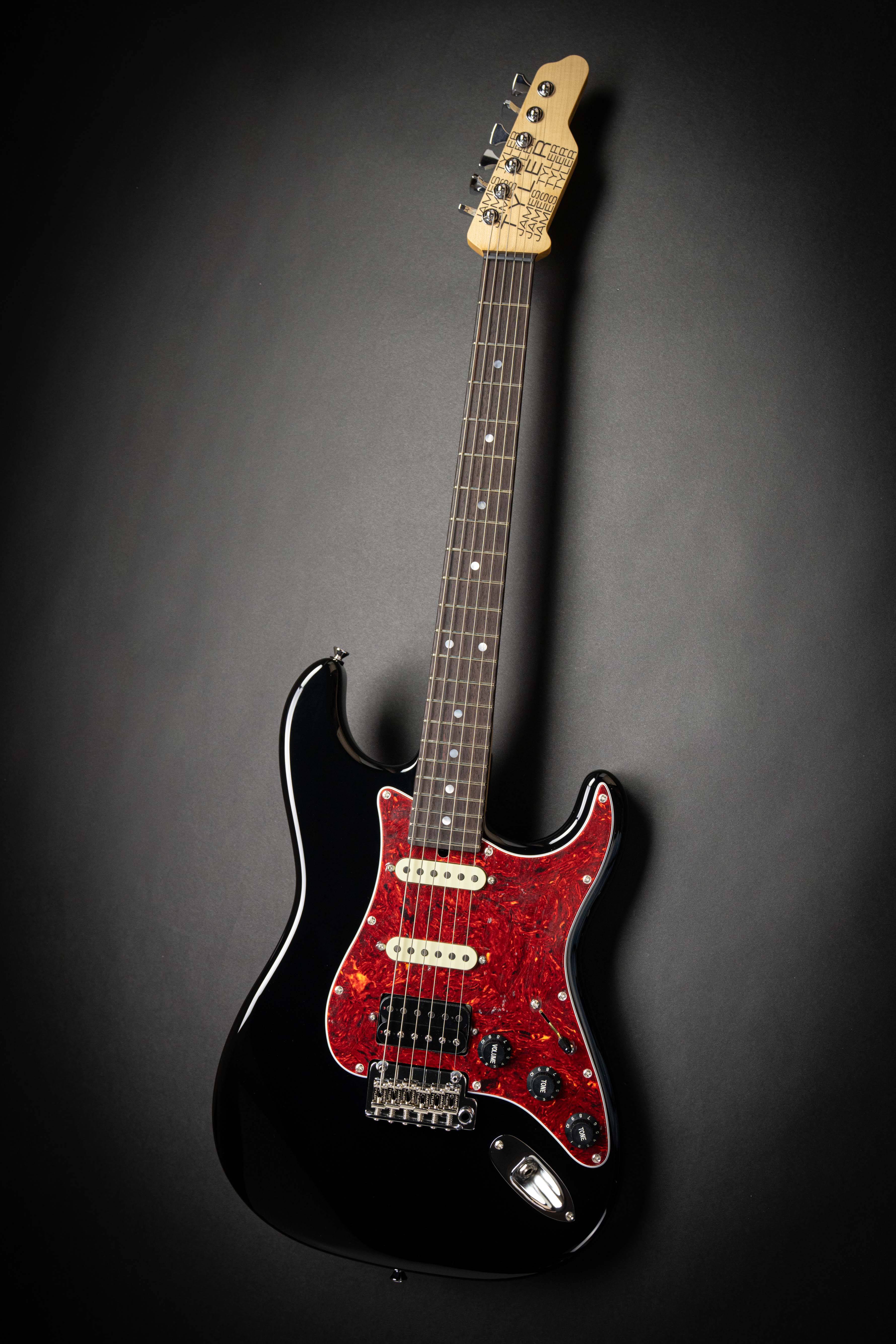 James Tyler Japan The Black Classic (J25053) – Guitars Rebellion