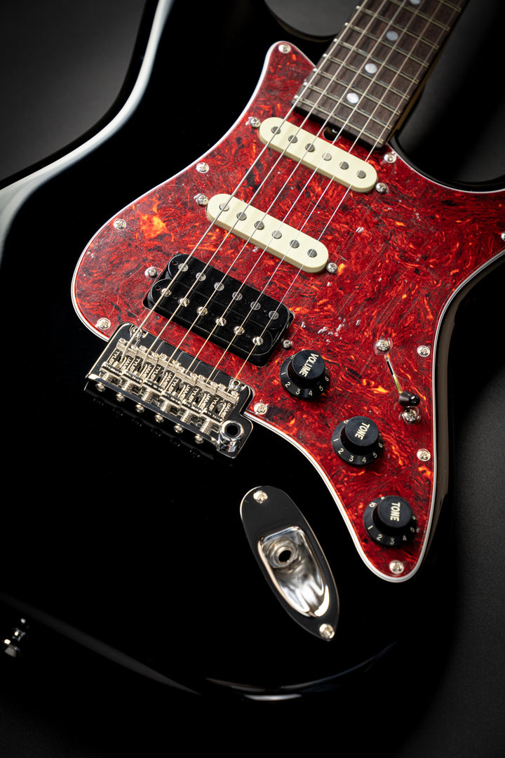 The Black Classic (J25053)