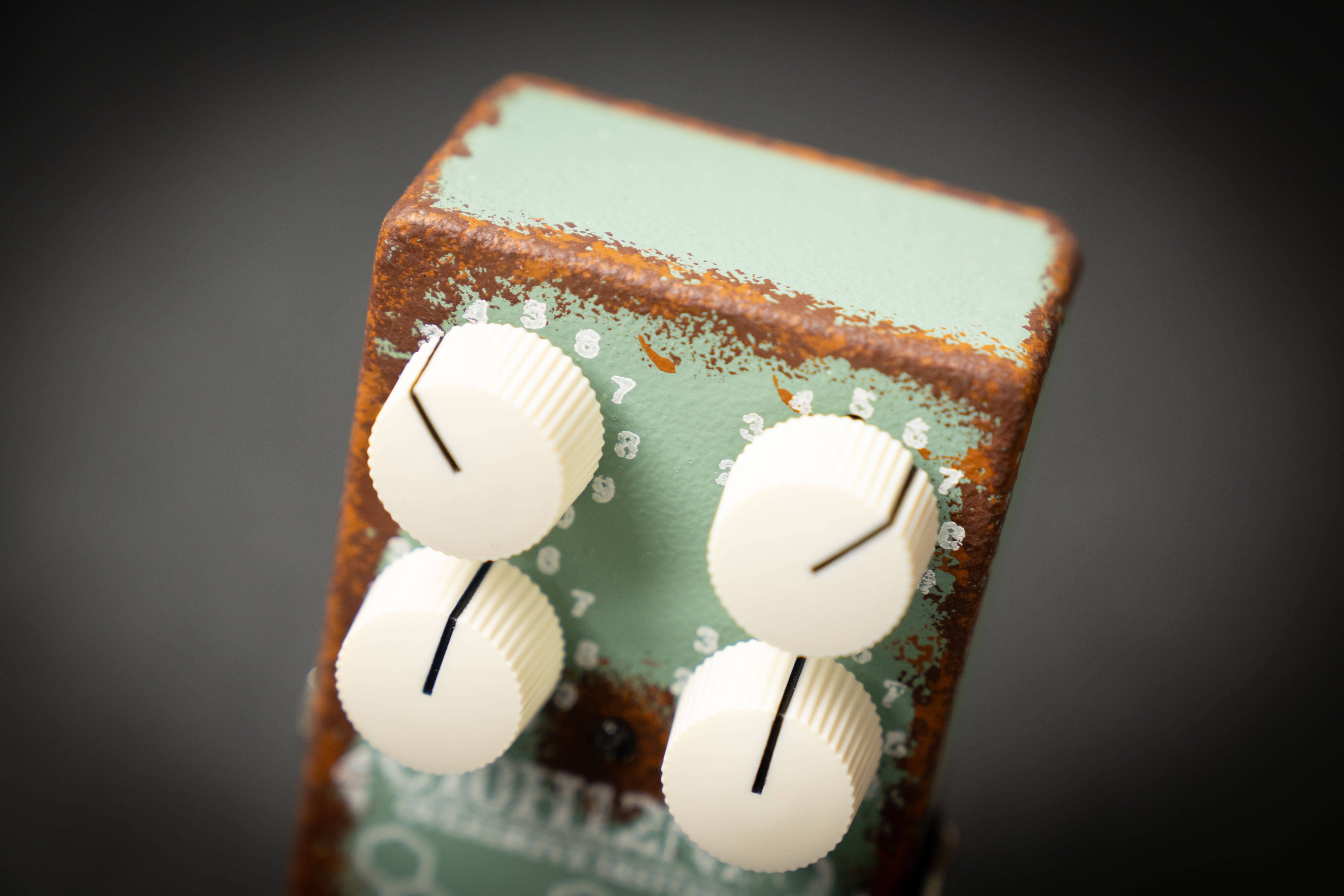 KarDiaN Serotonin C10H12N2O ADD CBF Overdrive – Guitars