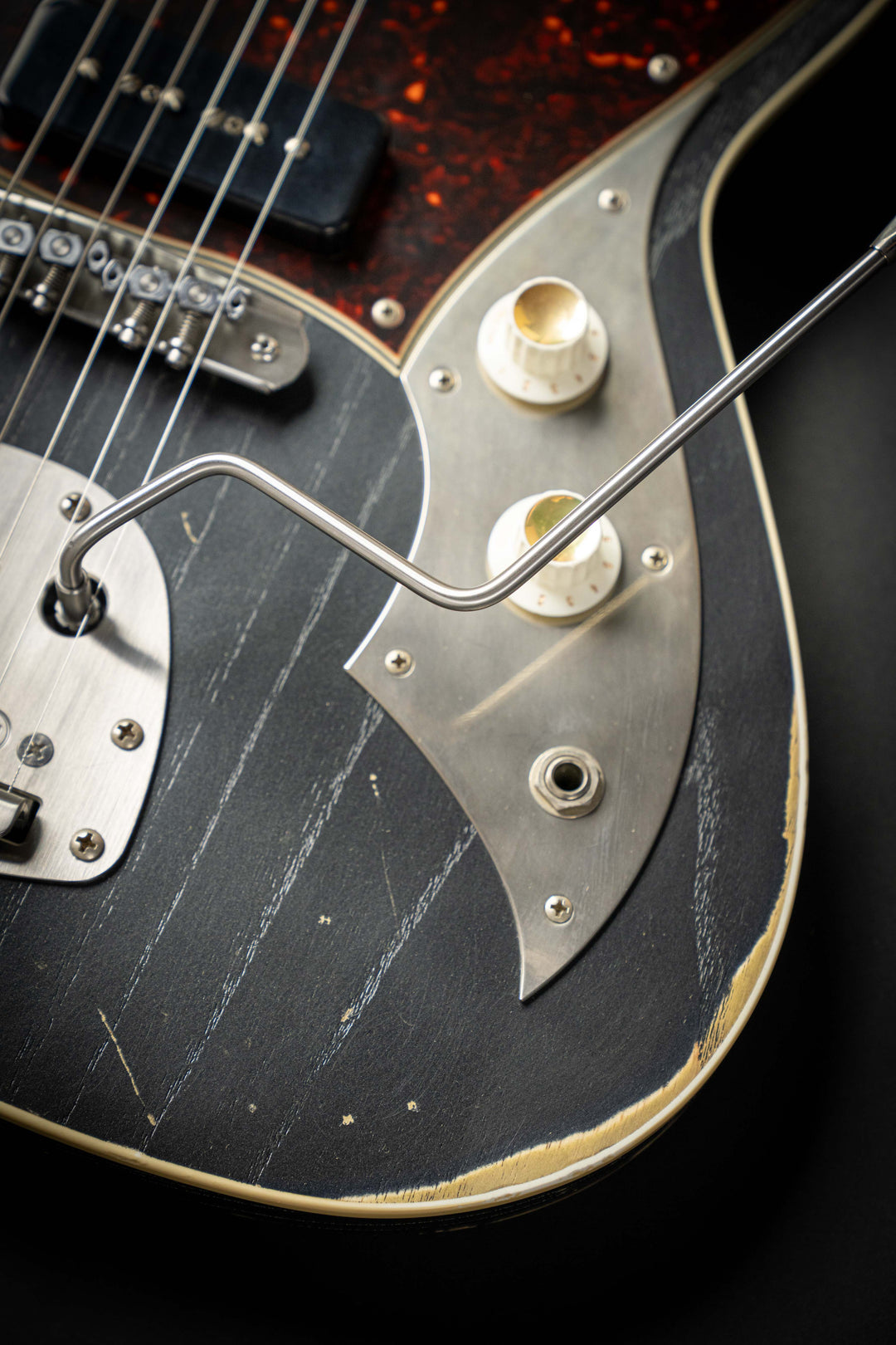 Miris J Charcoal Frost (25720)