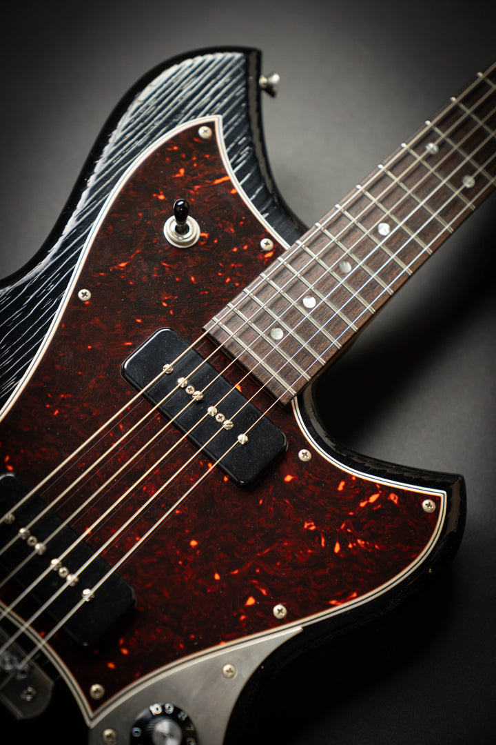 Serus J Bull Black (25285)