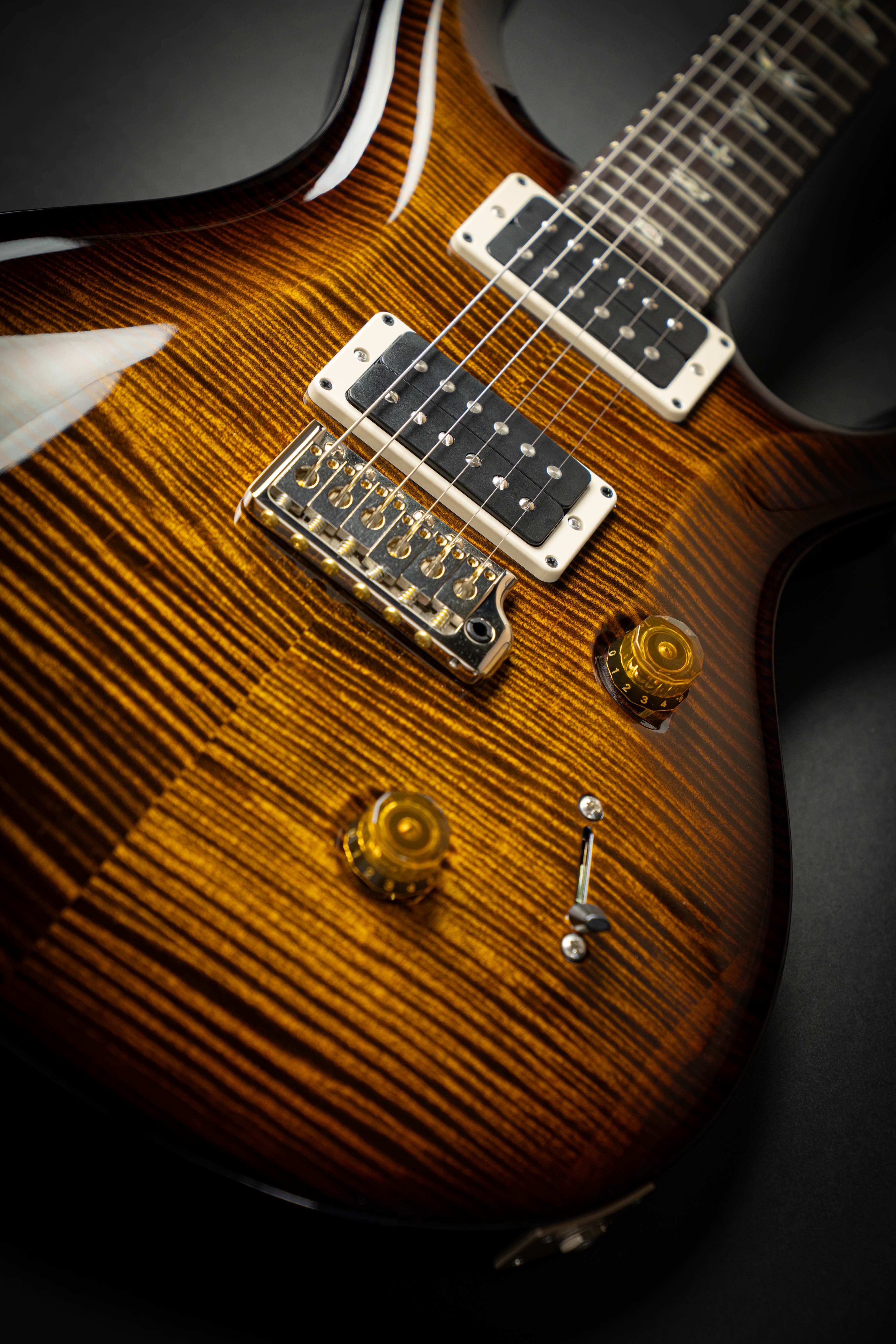 PRS Custom 24 Black Gold Wraparound Burst (0382683) – Guitars