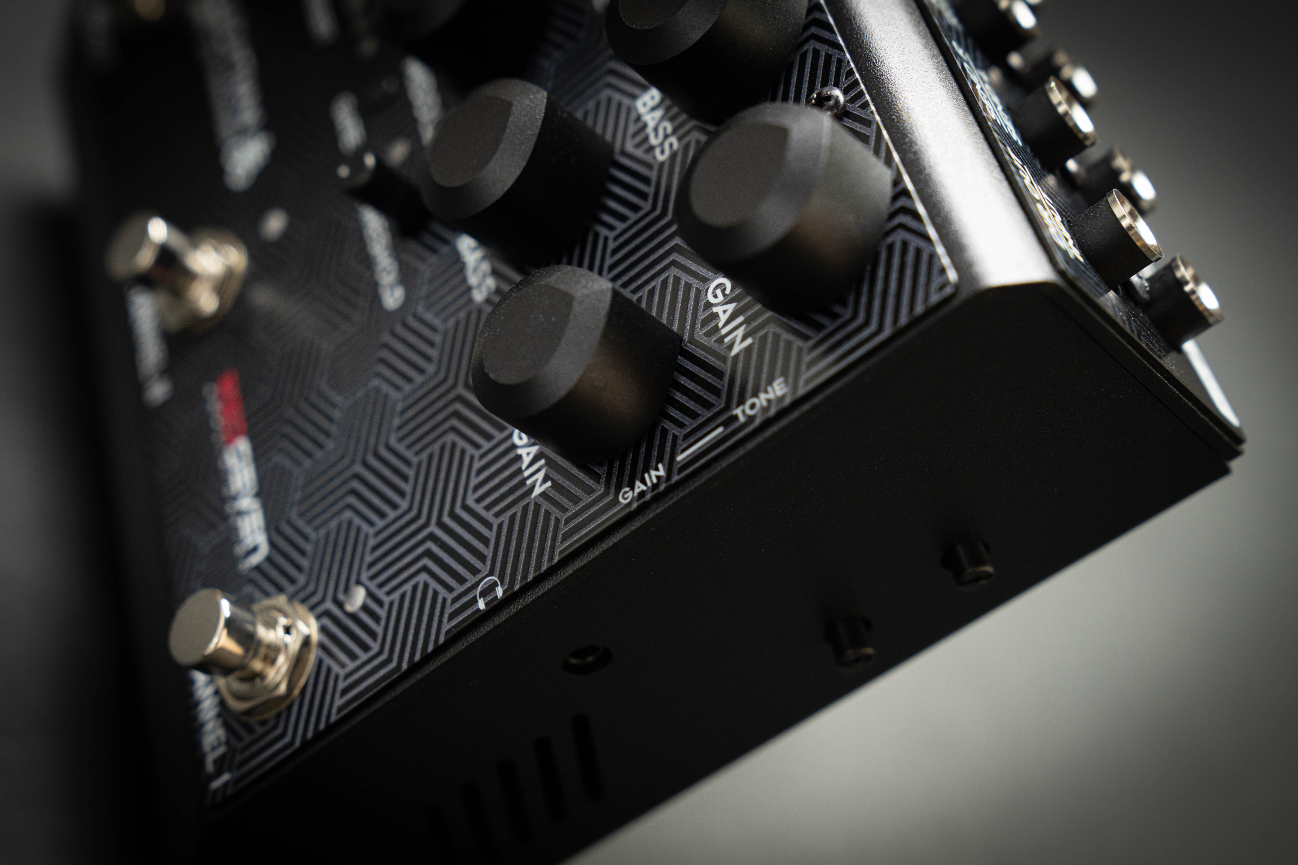 RedSeven Leviathan Preamp – Guitars Rebellion