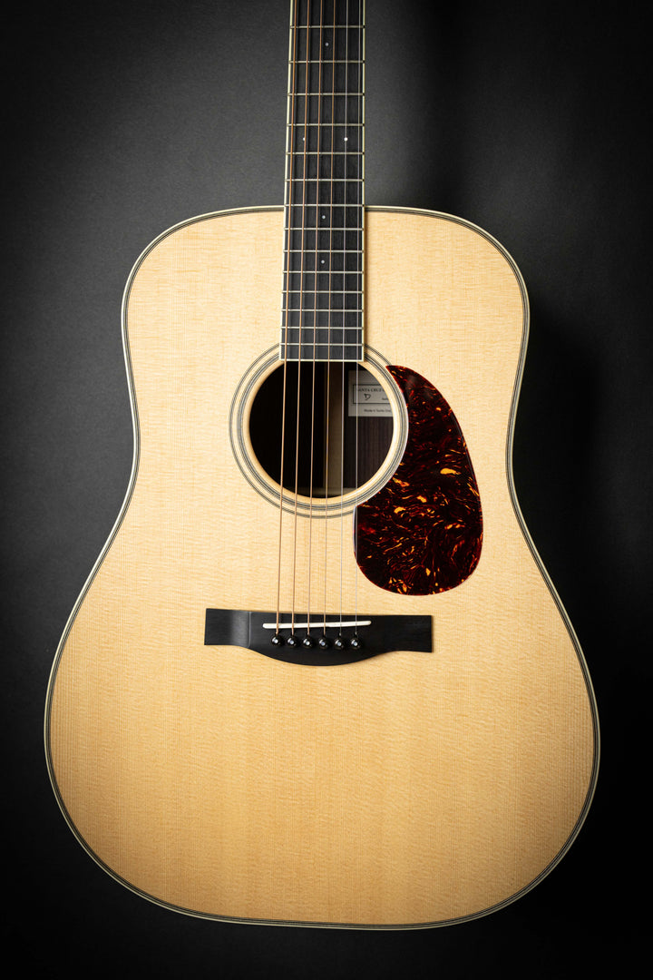 D Custom (8095)