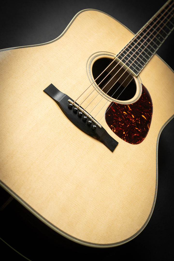D Custom (8095)