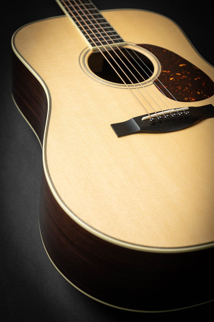 D Custom (8095)