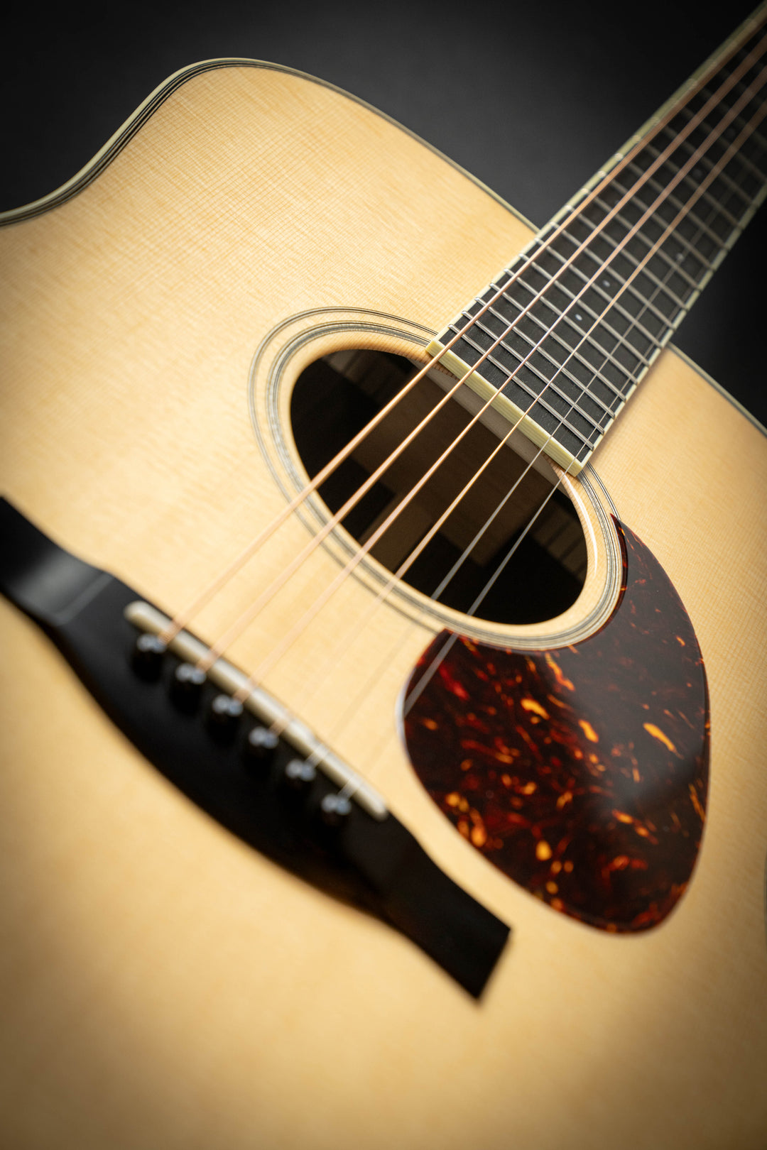 D Custom (8095)