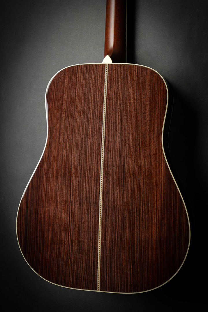 D Custom (8095)