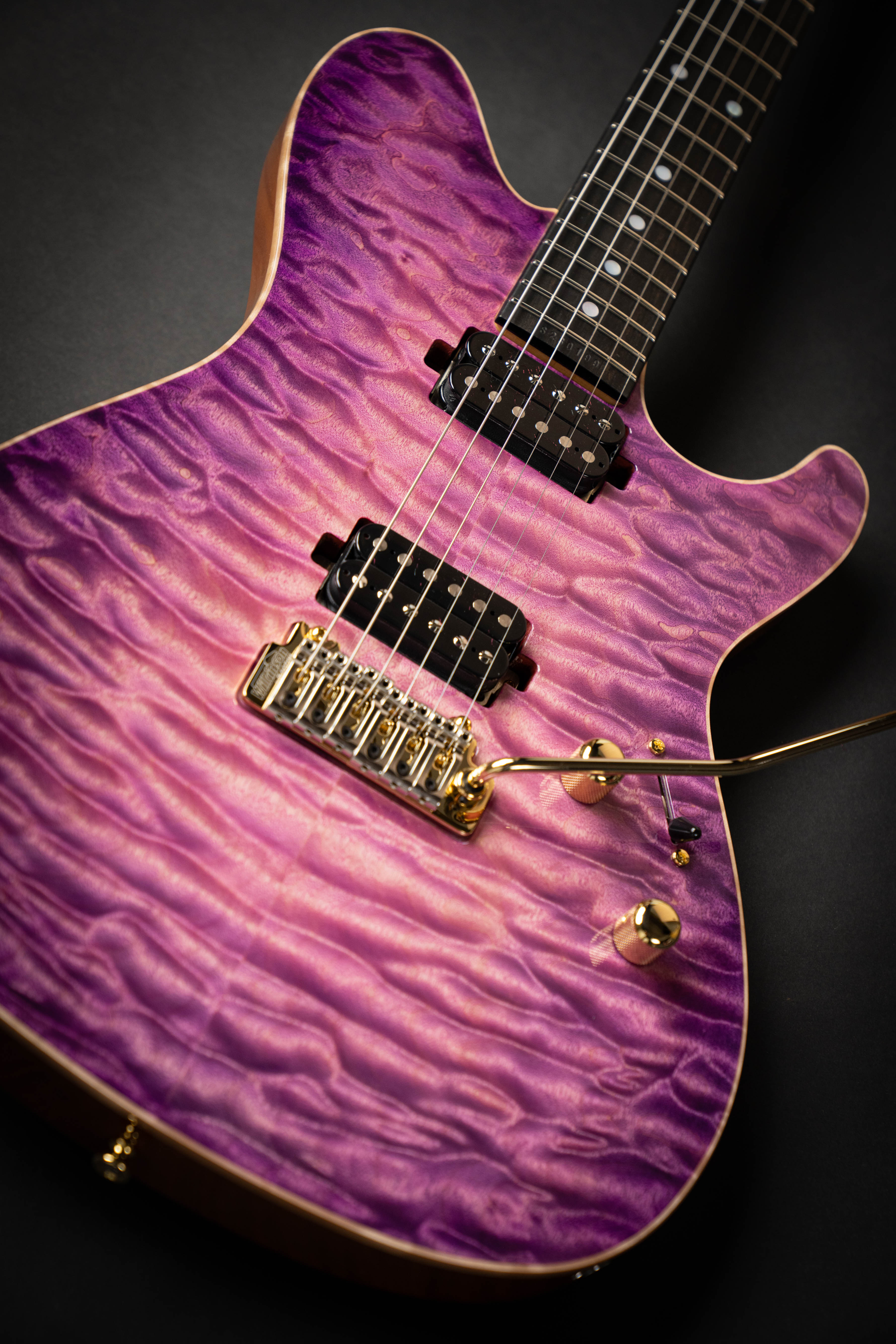 Sugi DS496E 6AQM Purple Burst (S230199) – Guitars Rebellion