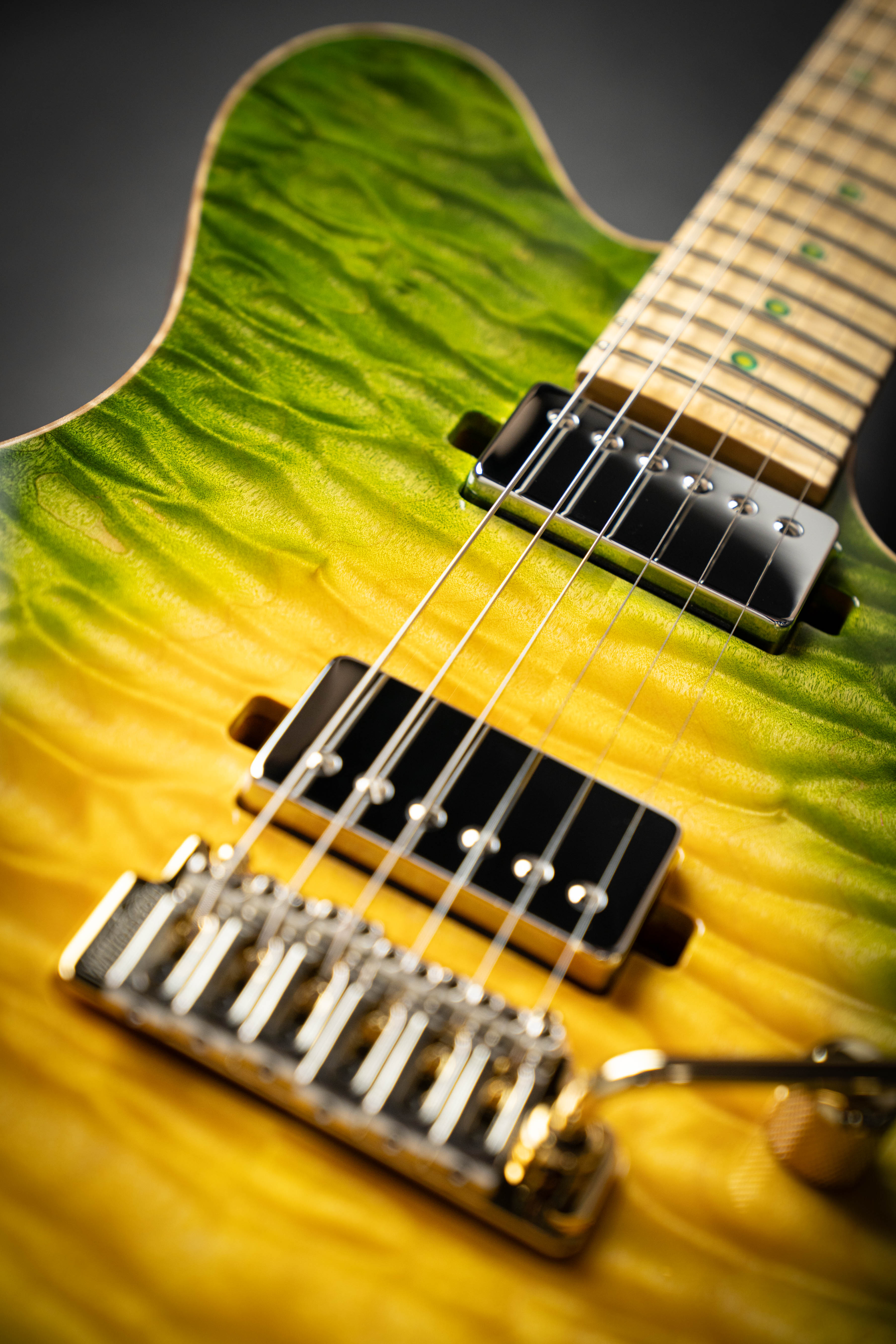 Sugi DS496E 6AQM Sour Green Lemon Burst (S240010) – Guitars Rebellion