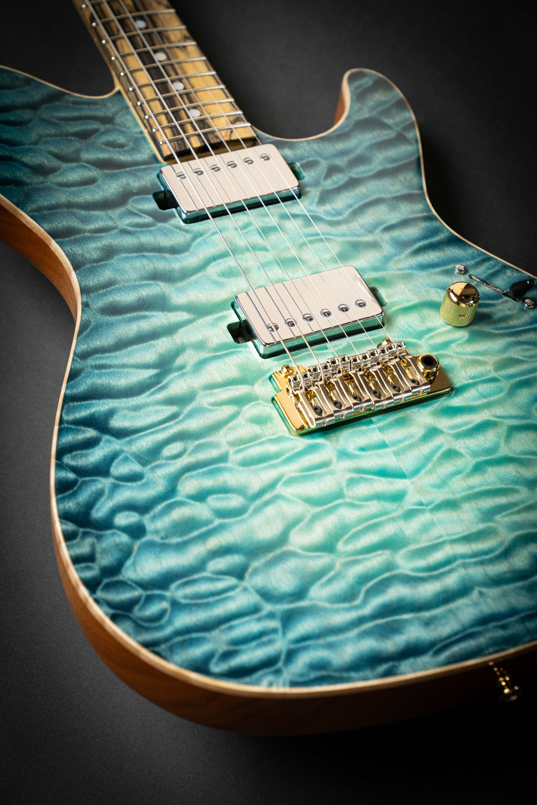 DS496PME QM Mountain Stream Blue Burst (250275)