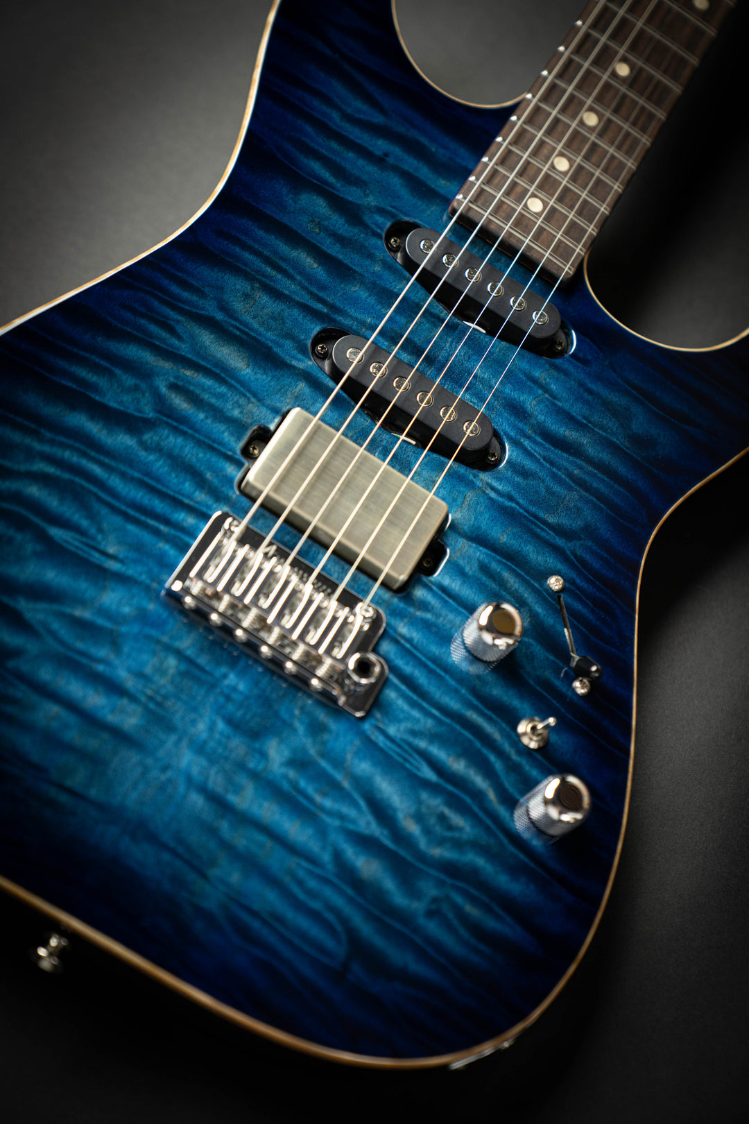 Drop Top Arctic Blue Burst (061525A)