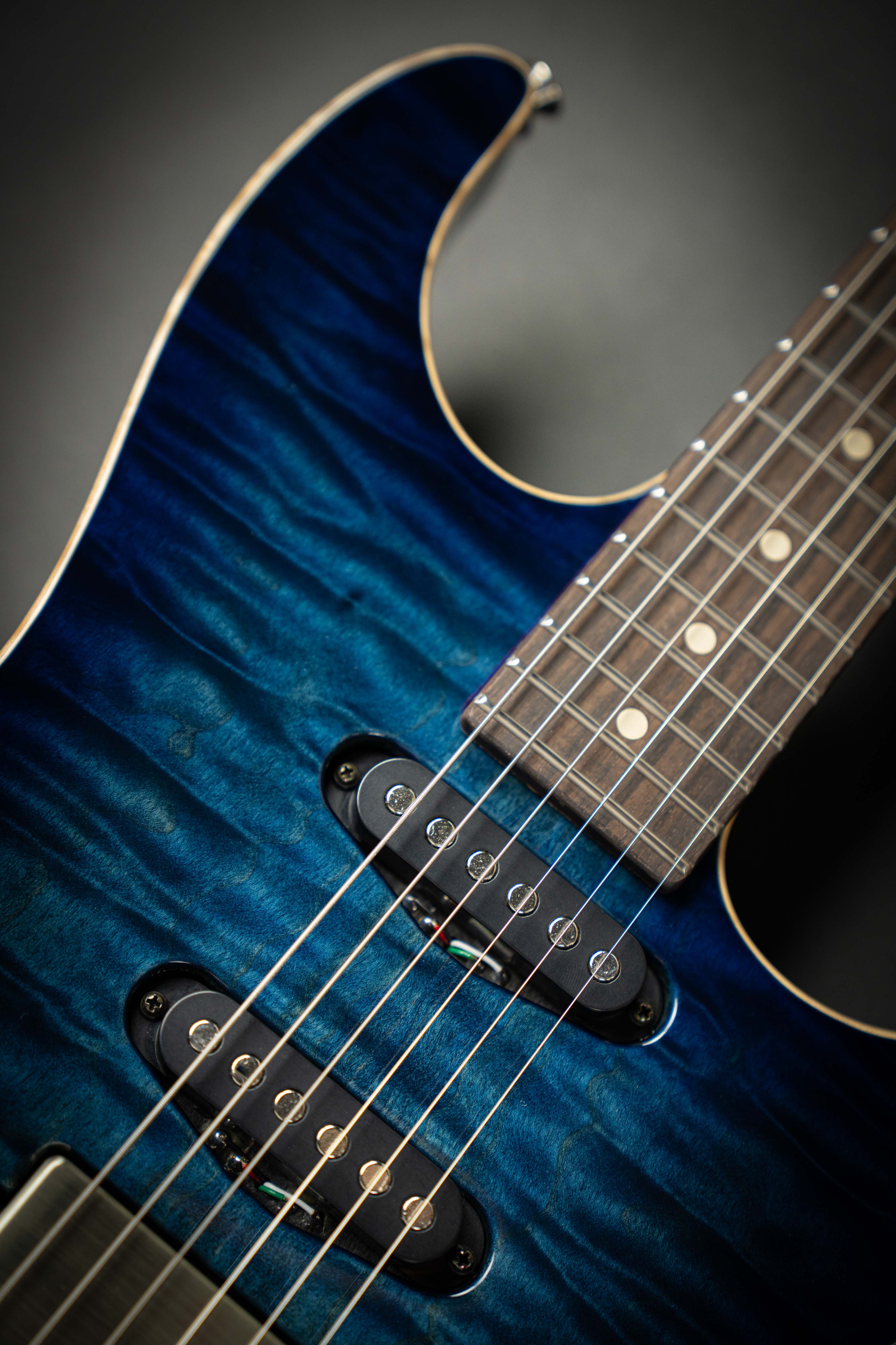 Tom Anderson Drop Top Arctic Blue Burst (061525A) – Guitars Rebellion