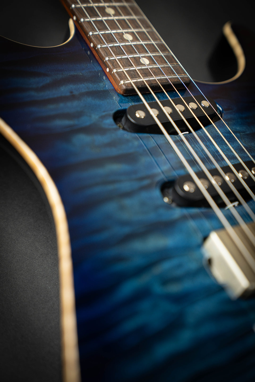 Drop Top Arctic Blue Burst (061525A)