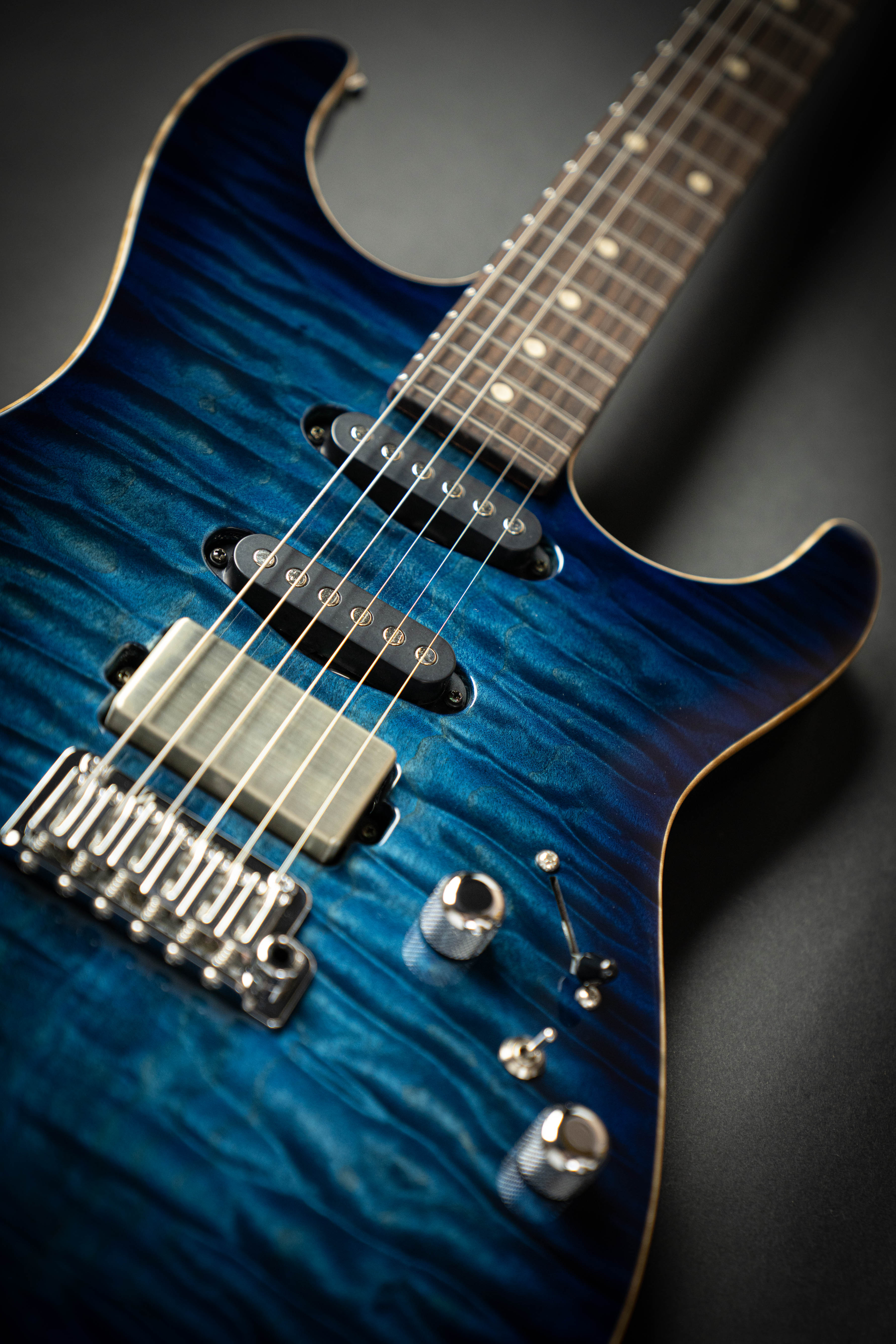 Tom Anderson Drop Top Arctic Blue Burst (061525A) – Guitars Rebellion