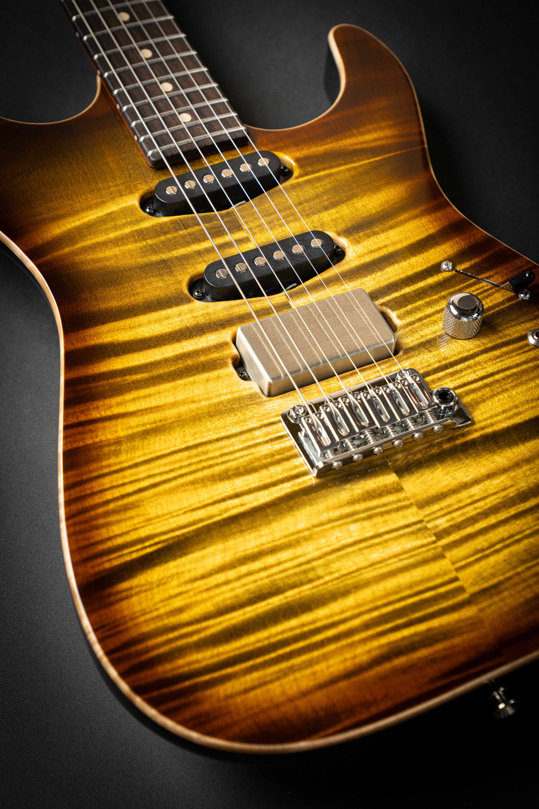 Drop Top Light Tiger Eye Burst (072225P)