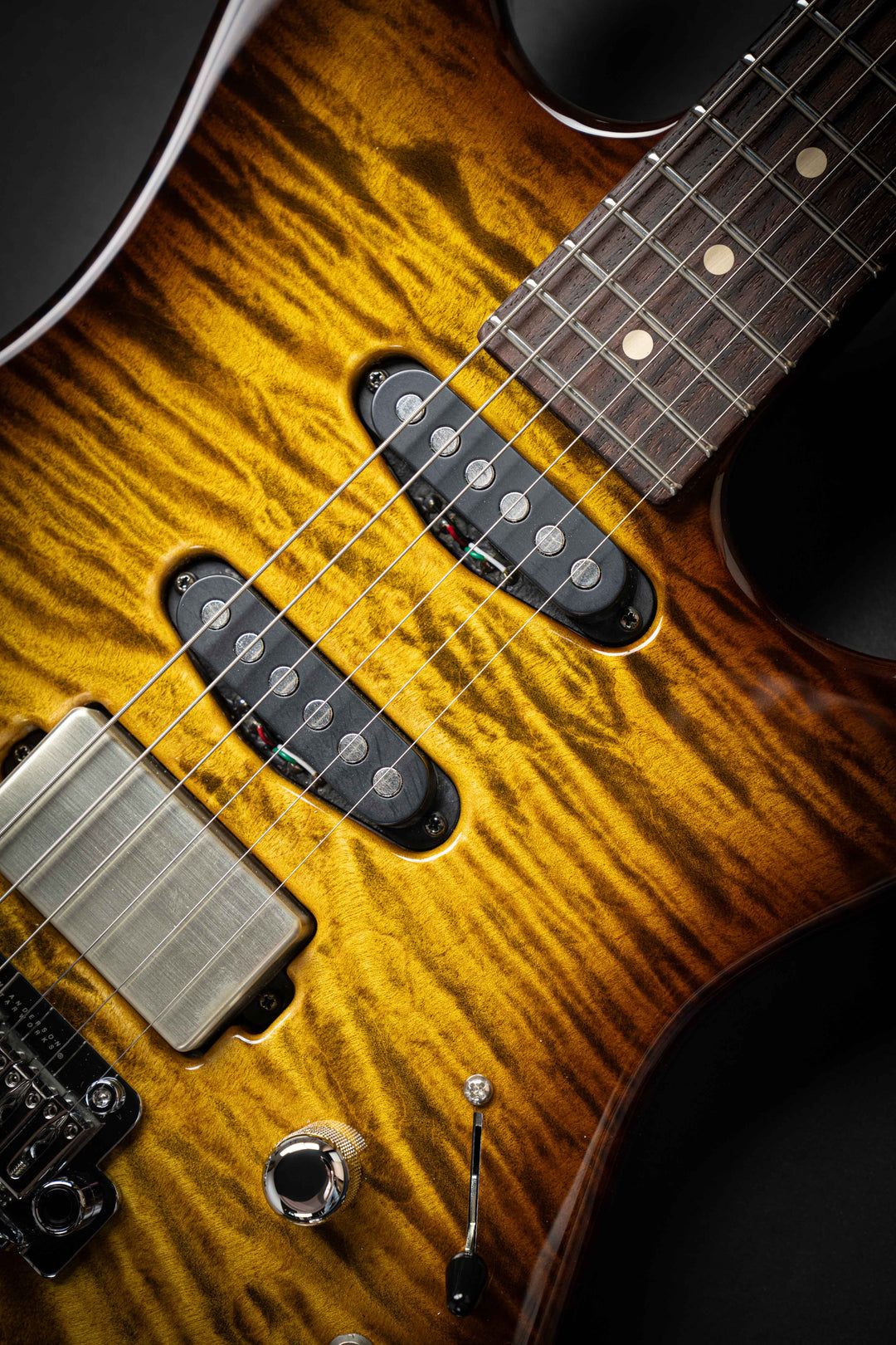 Drop Top Light Tiger Eye Burst (112325P)