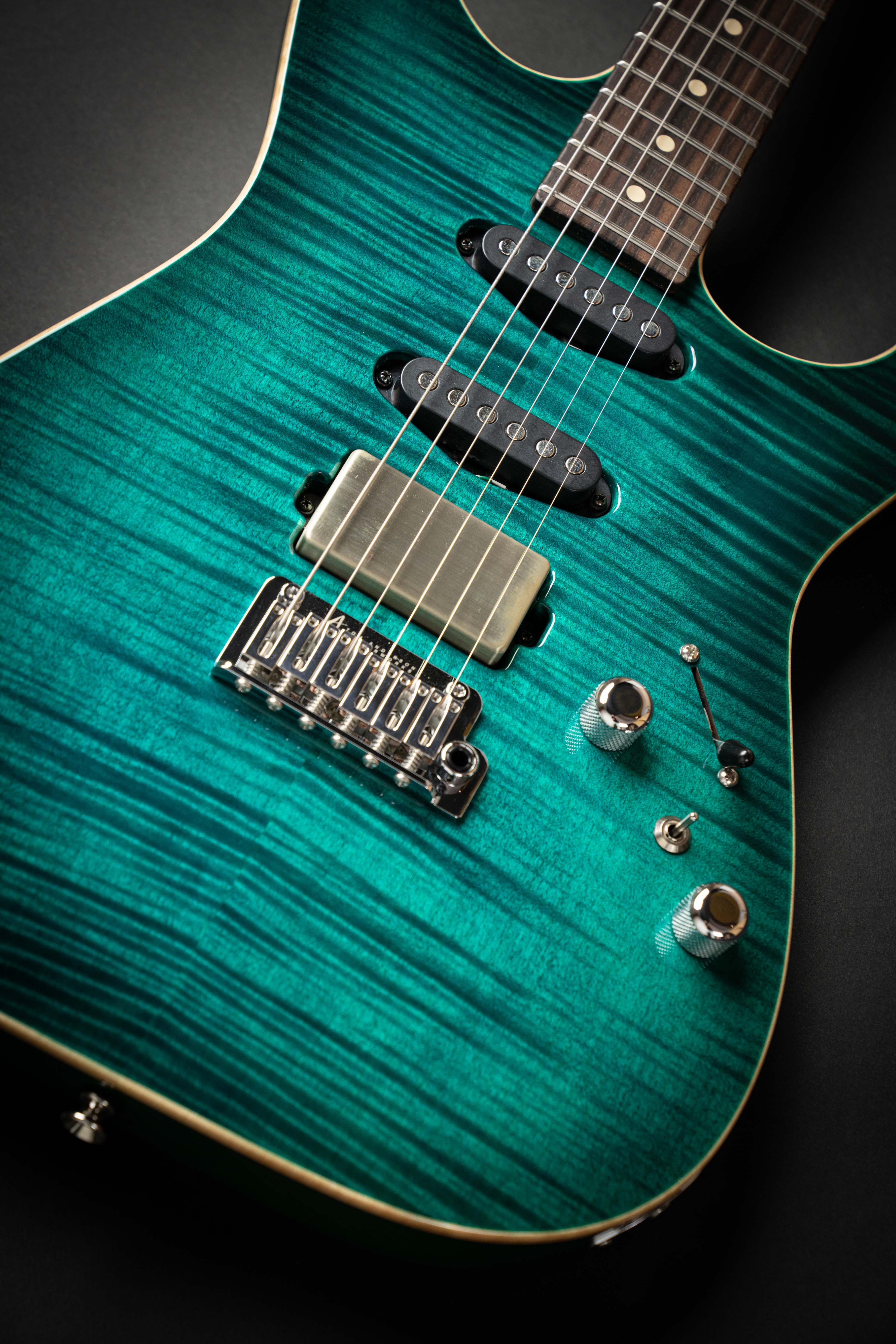 Tom Anderson Drop Top Transparent Teal Burst (06-26-24A) – Guitars
