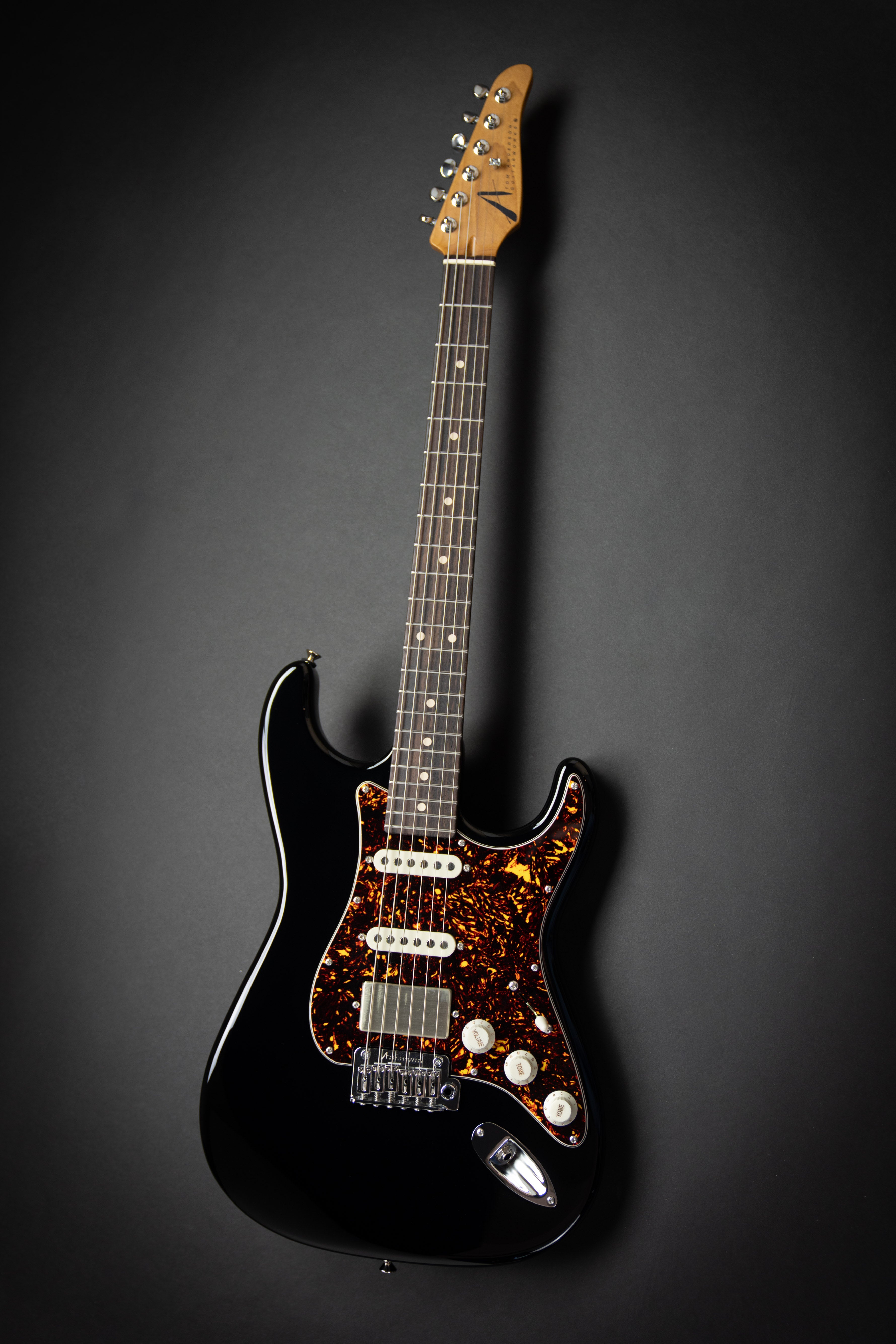 Tom Anderson Icon Classic Black Tortoise (021523P) – Guitars Rebellion