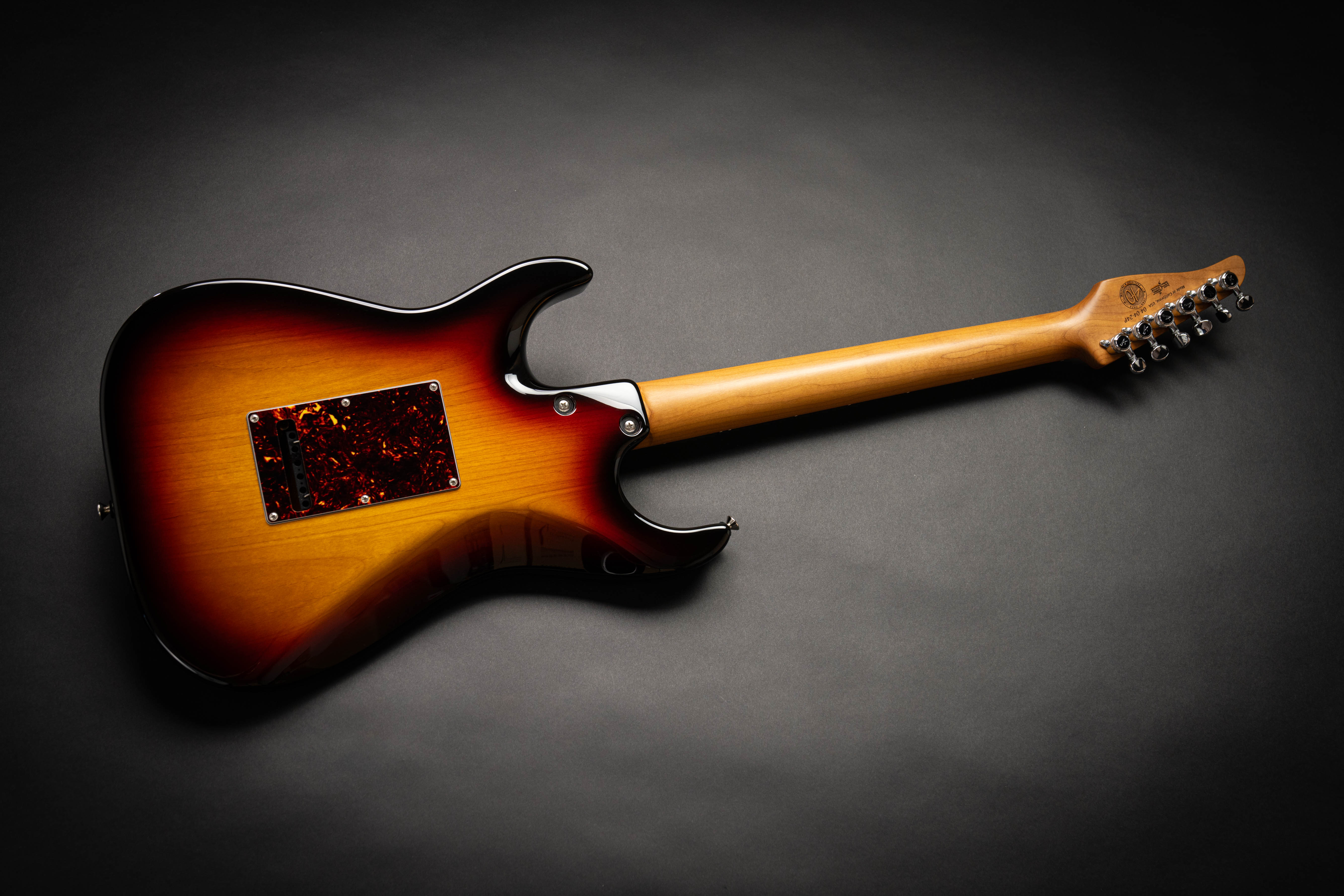 Tom Anderson The Classic 3 Color Burst (04-04-24P) – Guitars Rebellion