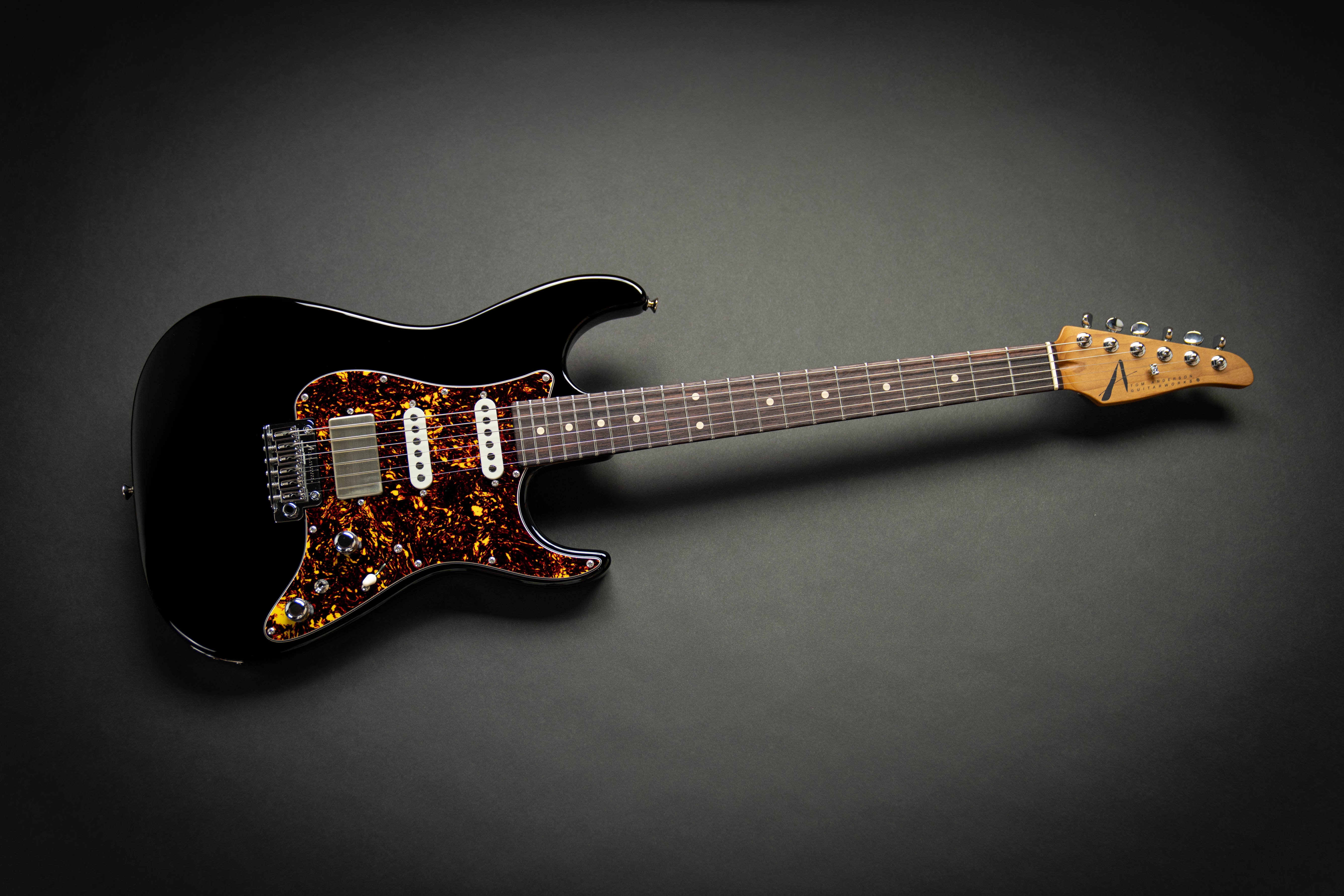 Tom Anderson The Classic Black (050423N) – Guitars Rebellion