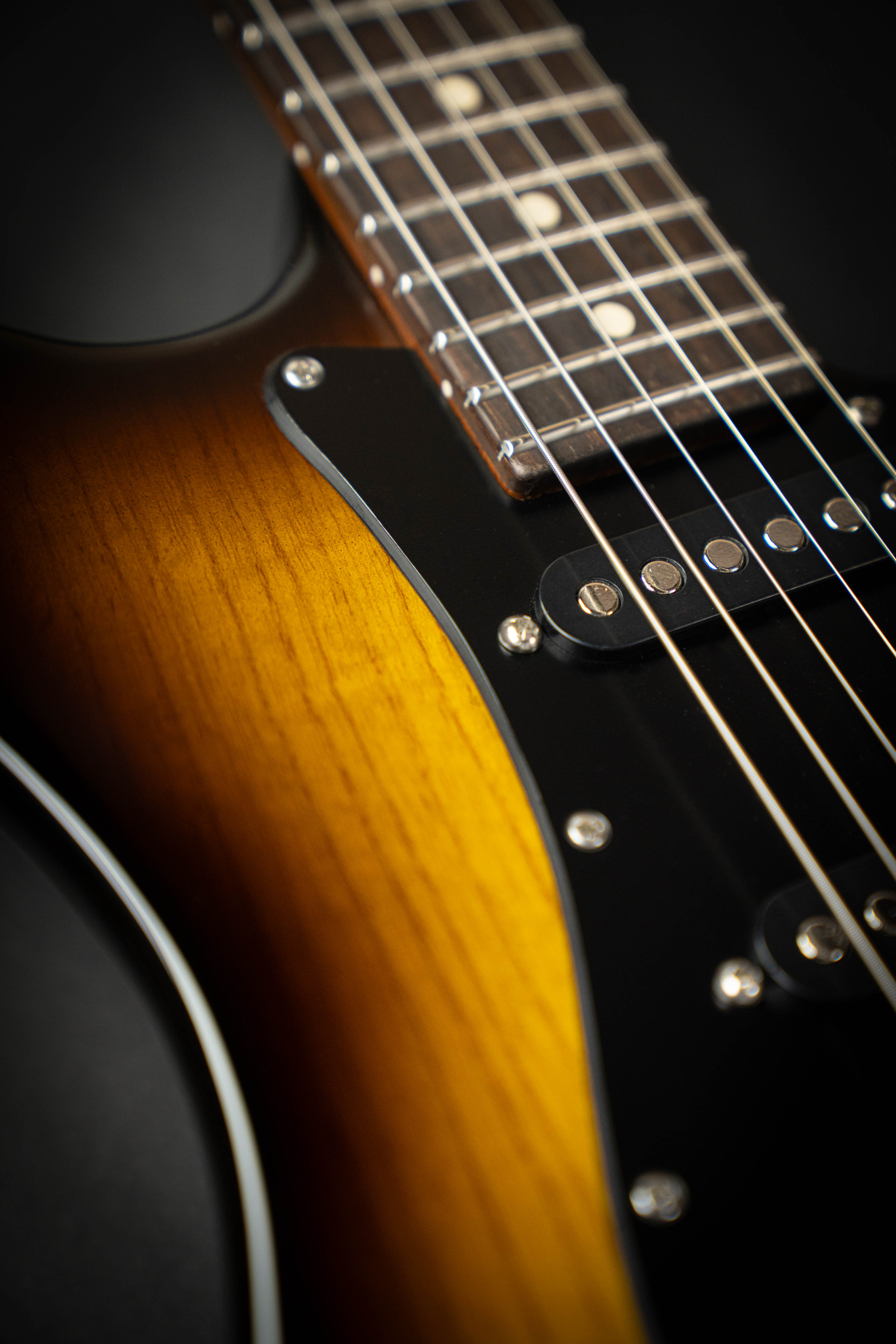 Tom Anderson The Classic Tobacco Burst (050825P) – Guitars Rebellion