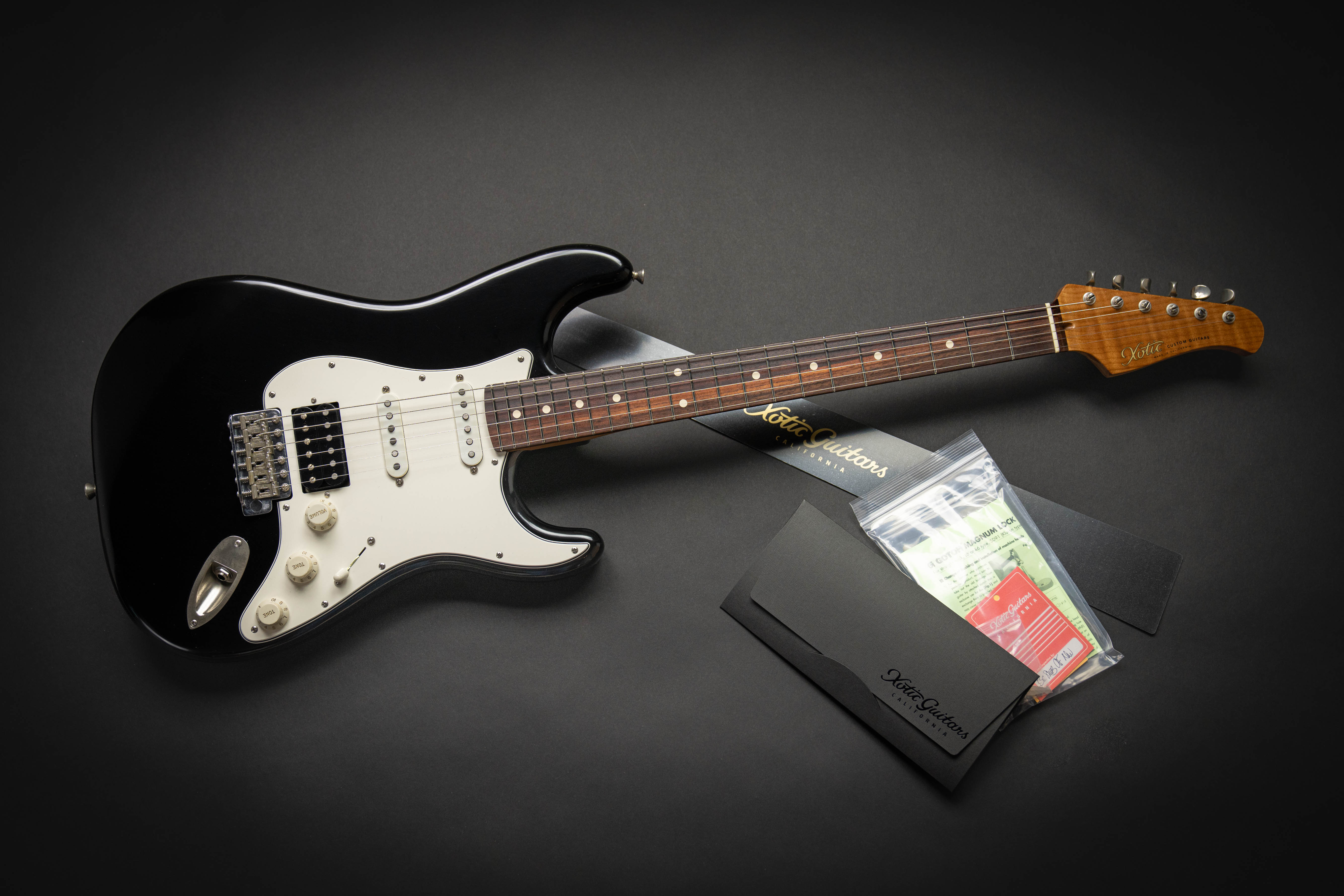 Xotic XSCPRO-2 Black RW (3401) – Guitars Rebellion