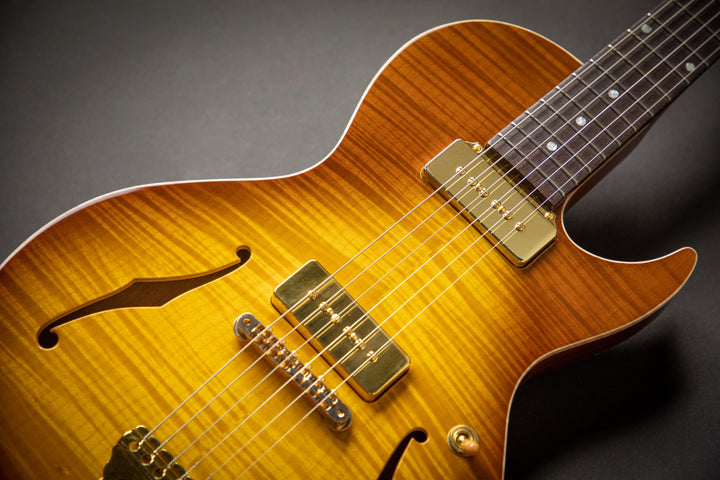 Private Build - Little Sister Honey Burst Cutaway P90 (2001957)