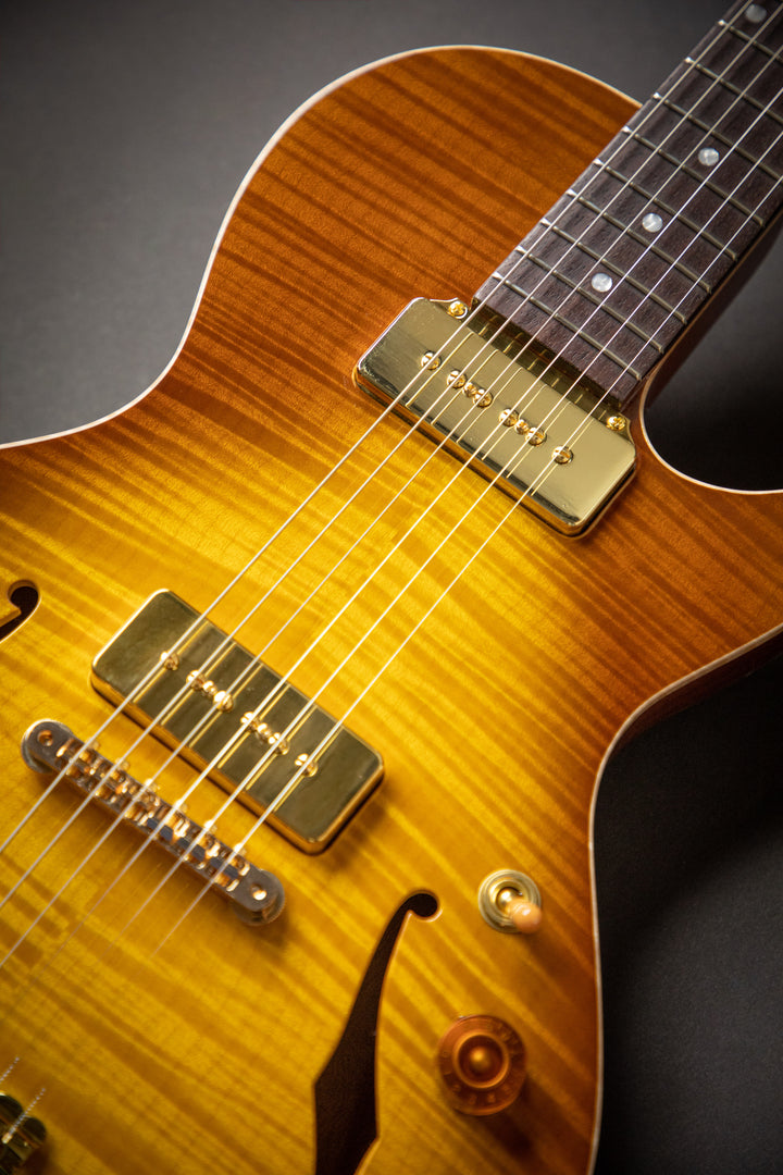 Private Build - Little Sister Honey Burst Cutaway P90 (2001957)