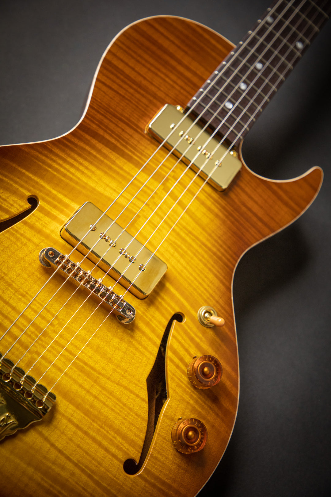 Private Build - Little Sister Honey Burst Cutaway P90 (2001957)