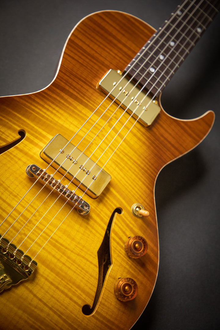 Private Build - Little Sister Honey Burst Cutaway P90 (2001957)
