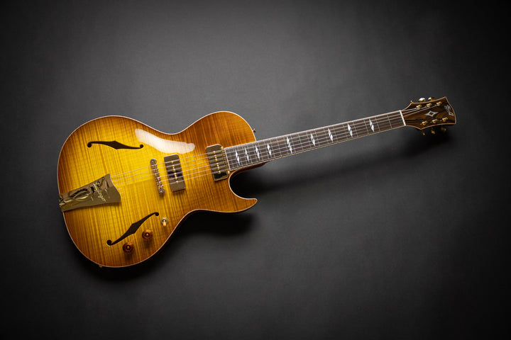 Private Build - Goldfinger Honey Burst P90 (2001009)