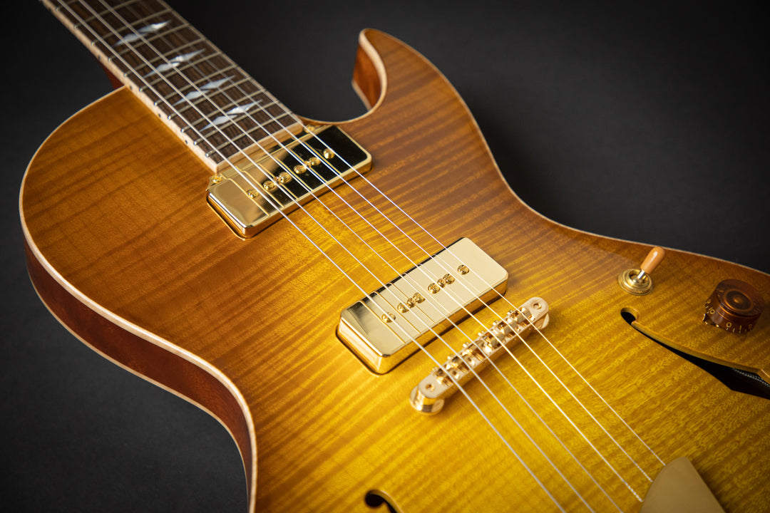 Private Build - Goldfinger Honey Burst P90 (2001009)